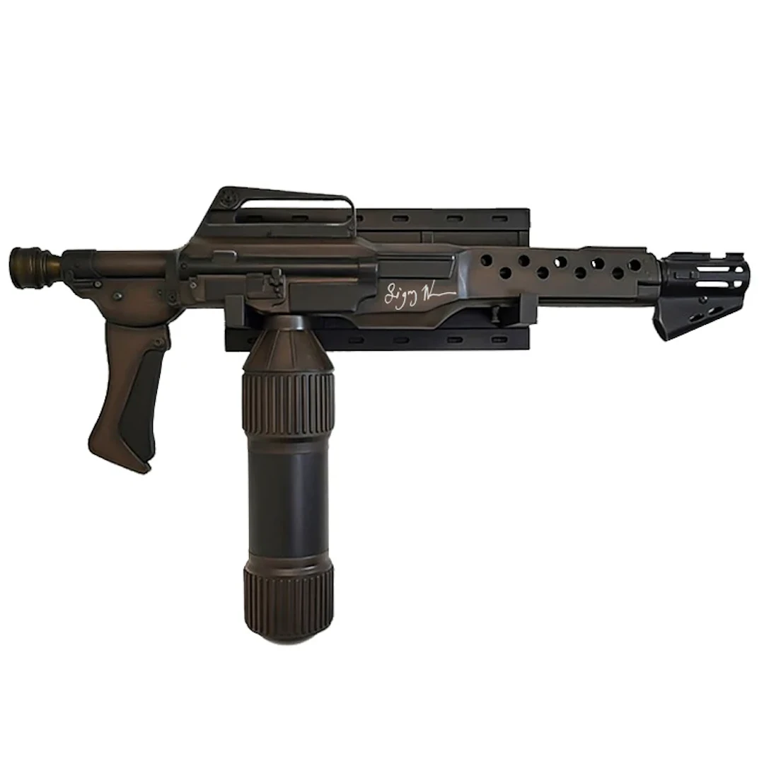 Sigourney Weaver Autographed 1986 Aliens M240 Incinerator 31" Prop Replica