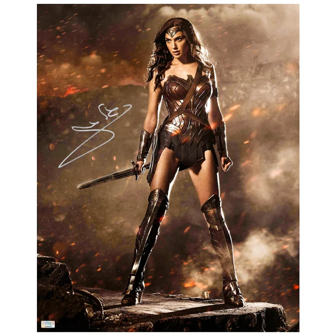 Gal Gadot Autographed 2017 Batman v Superman Dawn of Justice Wonder