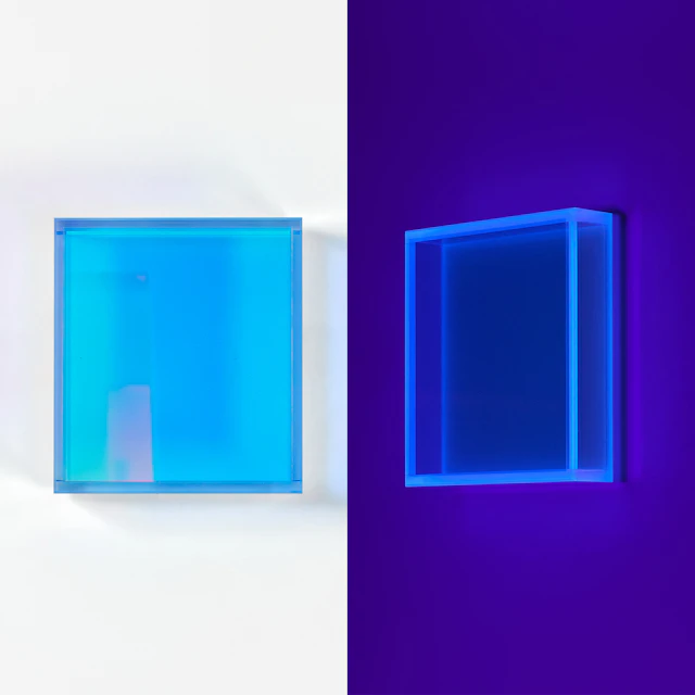 colormirror soft pink and rainbow glow blue family, 2026 - Regine SCHUMANN