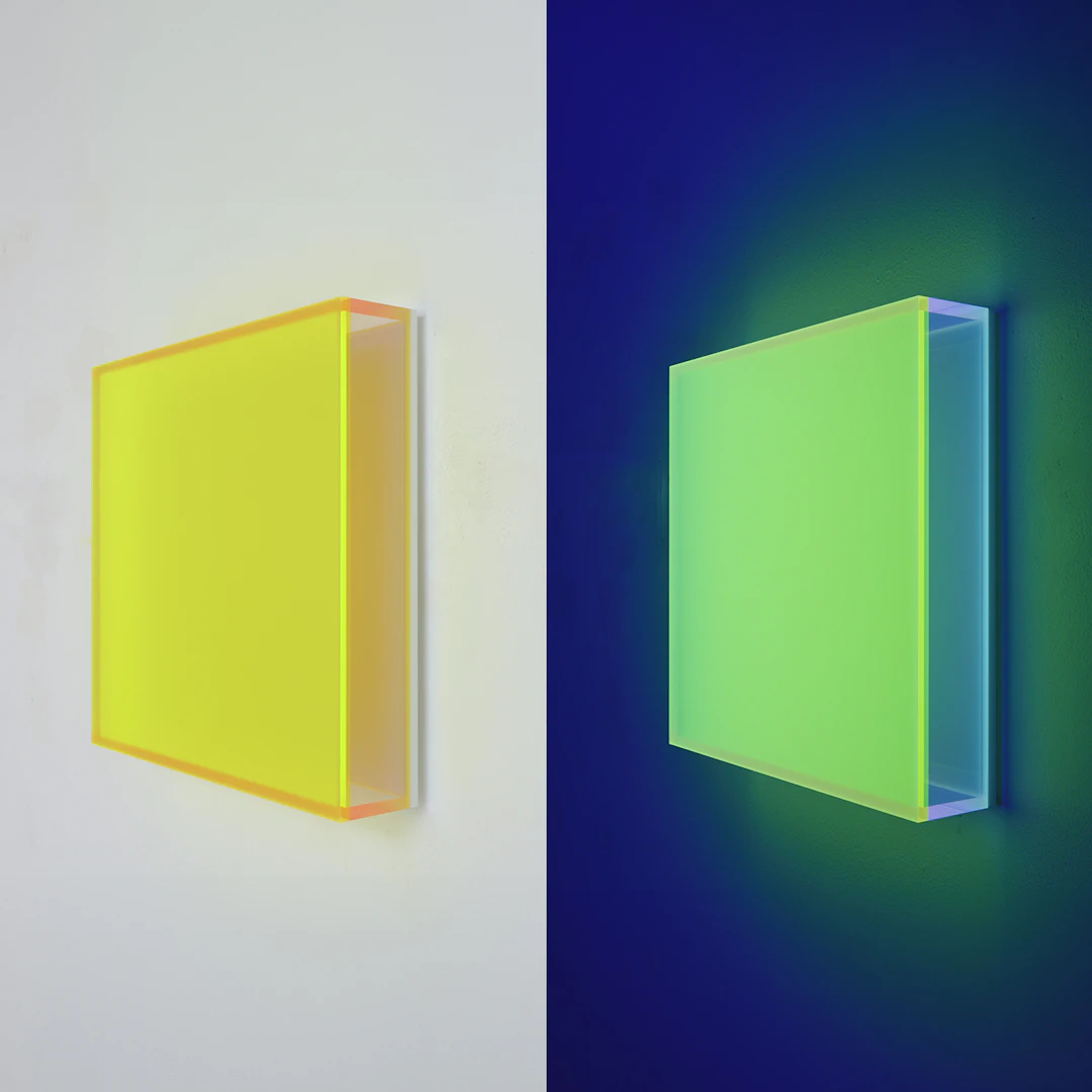 Colormirror satin green glow blue , 2026 - Regine SCHUMANN