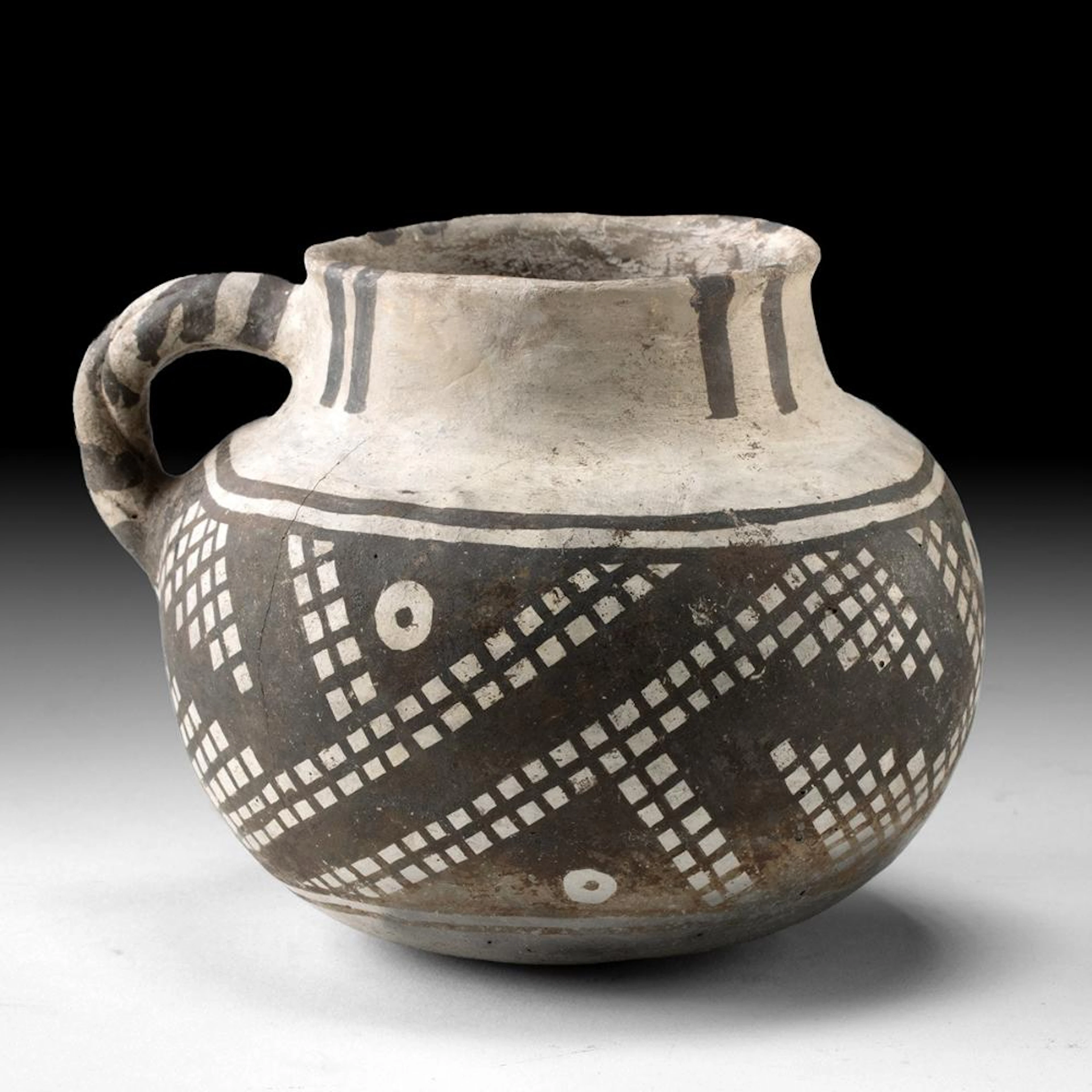 Anasazi Kayenta Black-on-White Pottery Cup with Twisted Handle