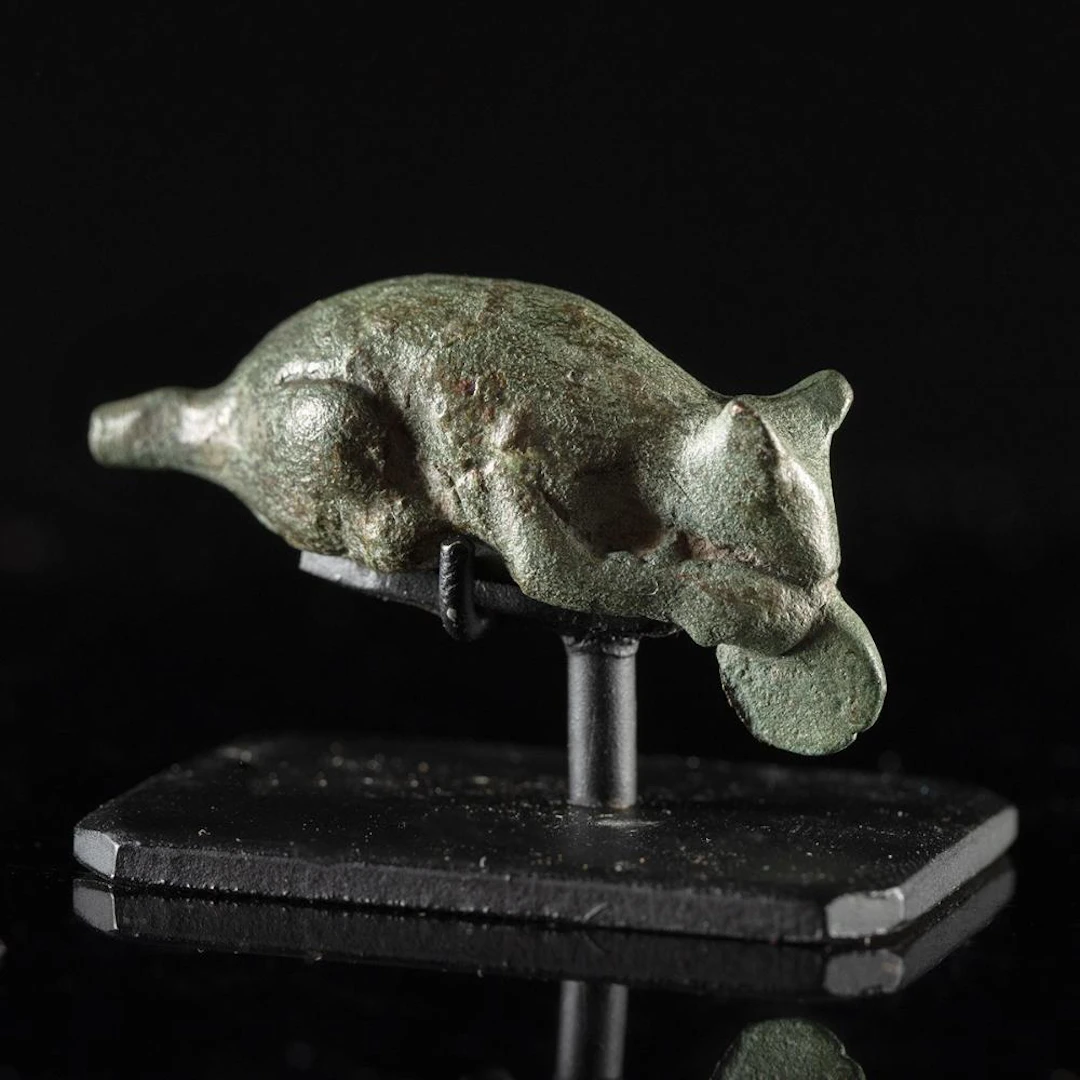 Roman Bronze Mouse Figure Nibbling Food