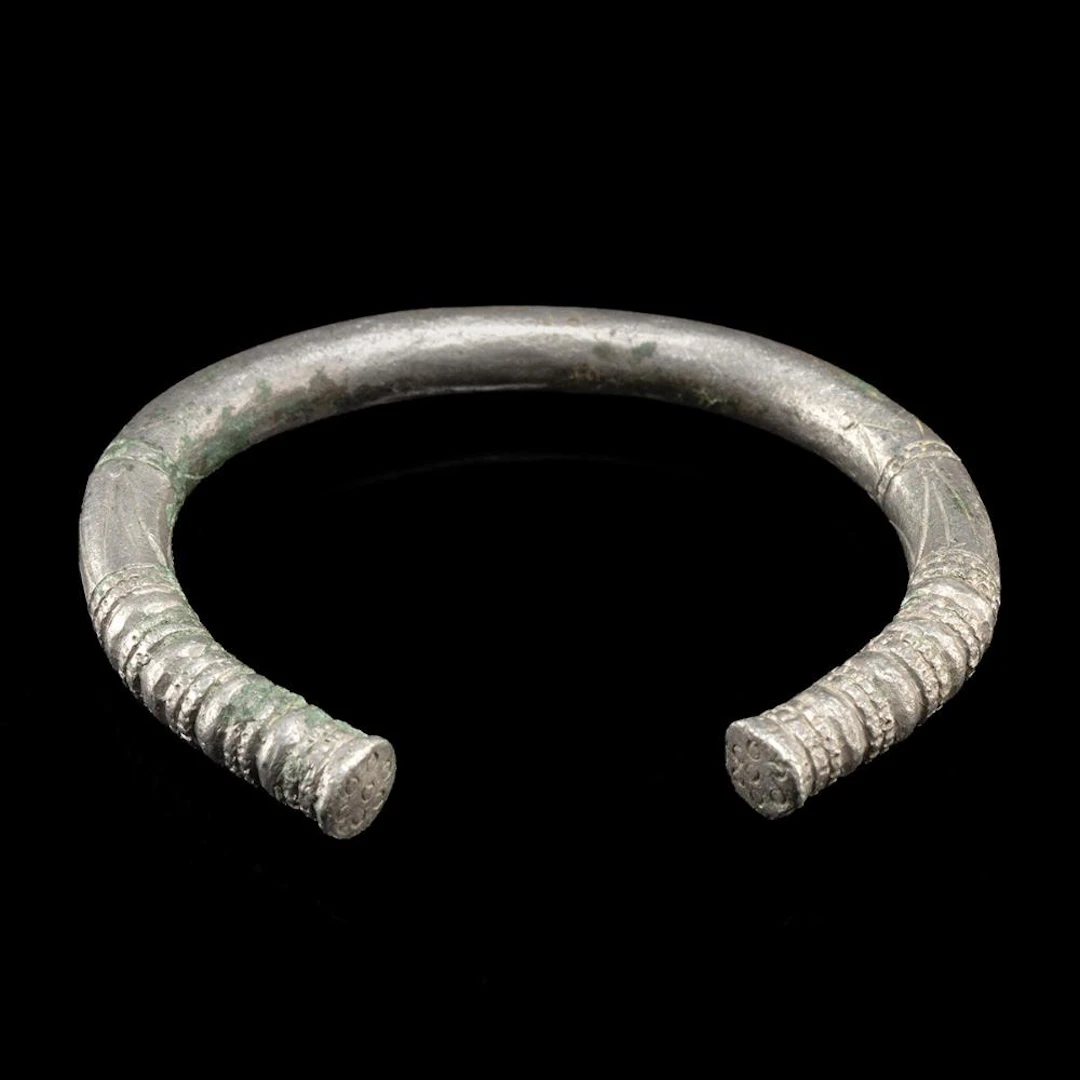 Achaemenid Silver Bracelet w/ Incised Banded Terminals