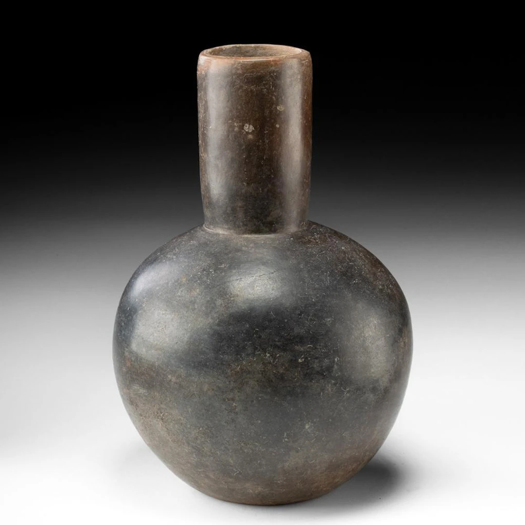 Tlatilco Blackware Pottery Bulbous Bottle