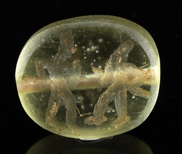Sasanian Glass Stamp Seal with Warrior Combat