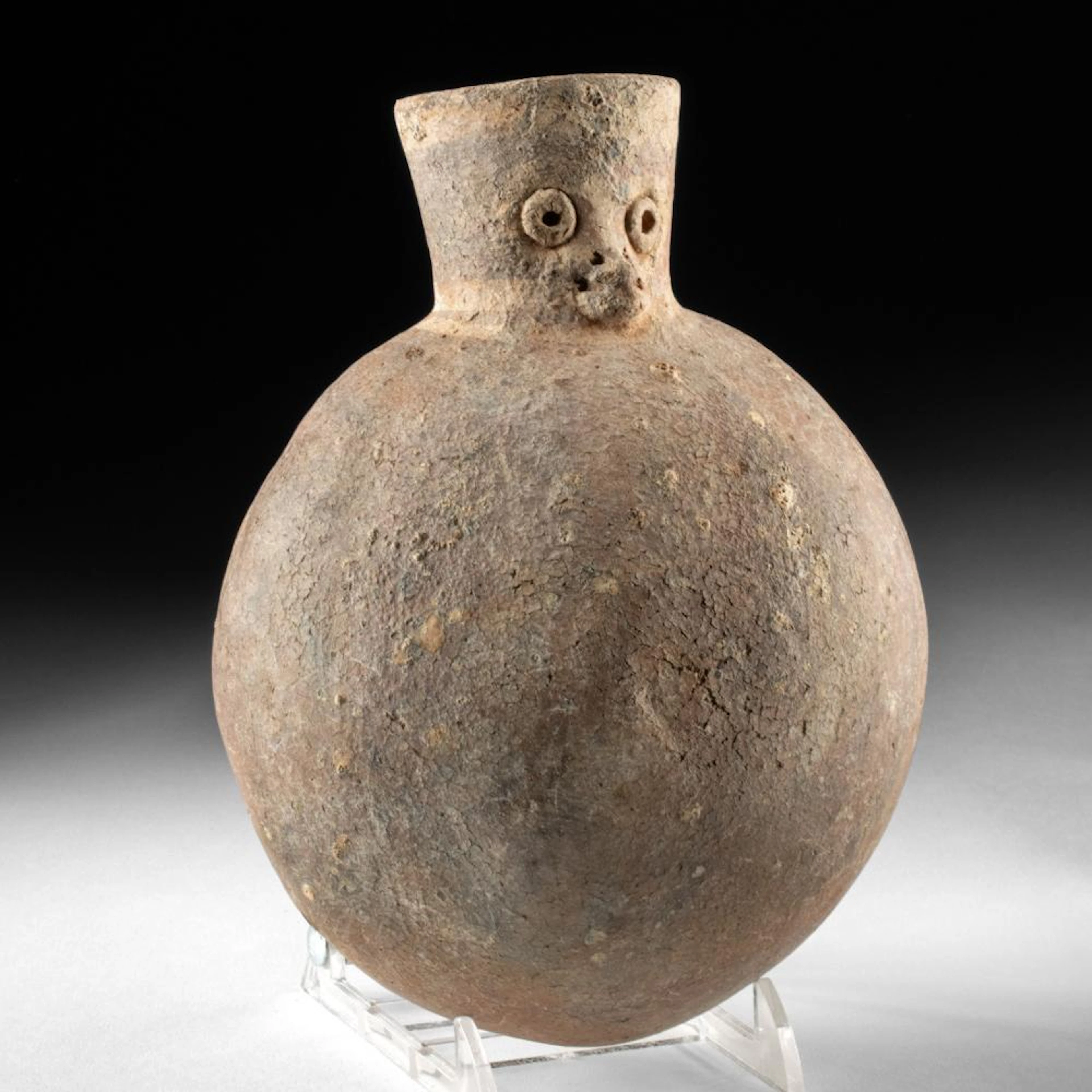 Viru Face-Neck Jar with Appliqued Features