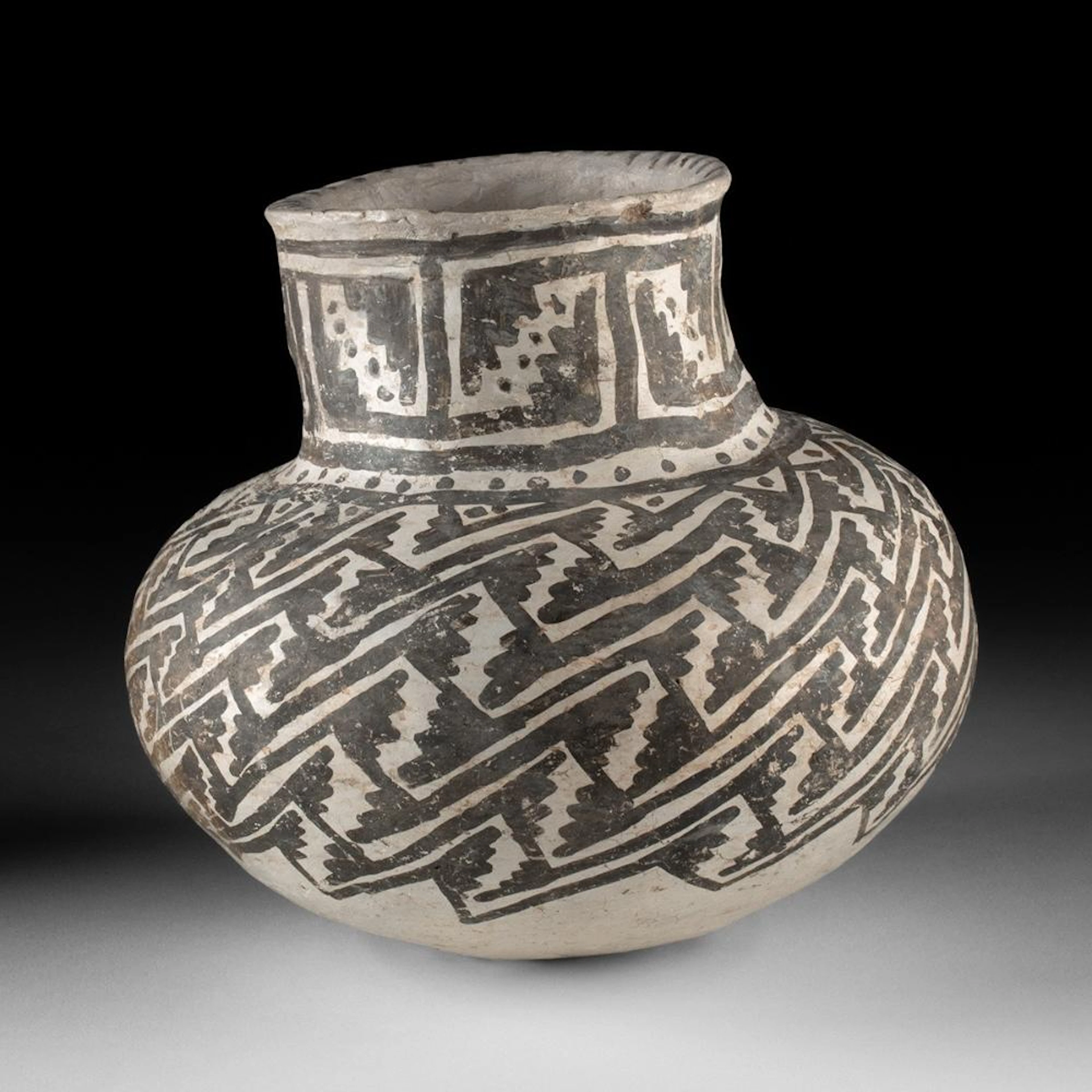 Prehistoric Anasazi Tularosa Black-on-White Olla