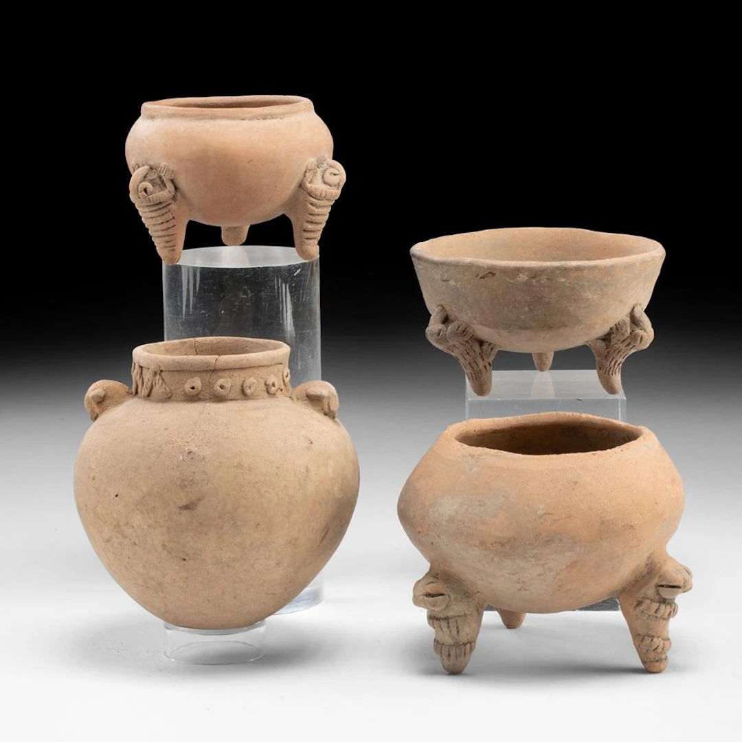 4 Chiriqui Armadillo Ware Tripod Vessels, Diquis Delta, Panama, Biscuit Ware