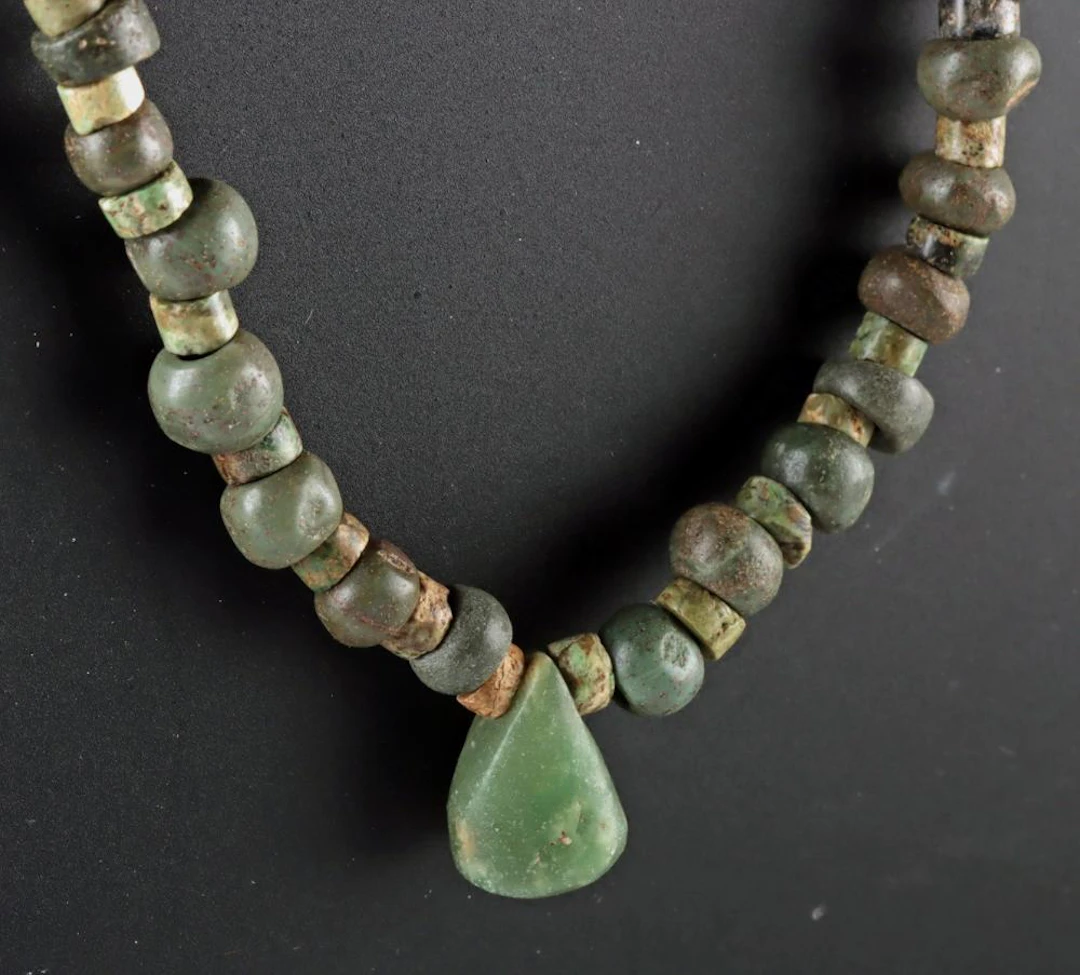 Ancient Guerrero Mezcala Greenstone Bead Necklace