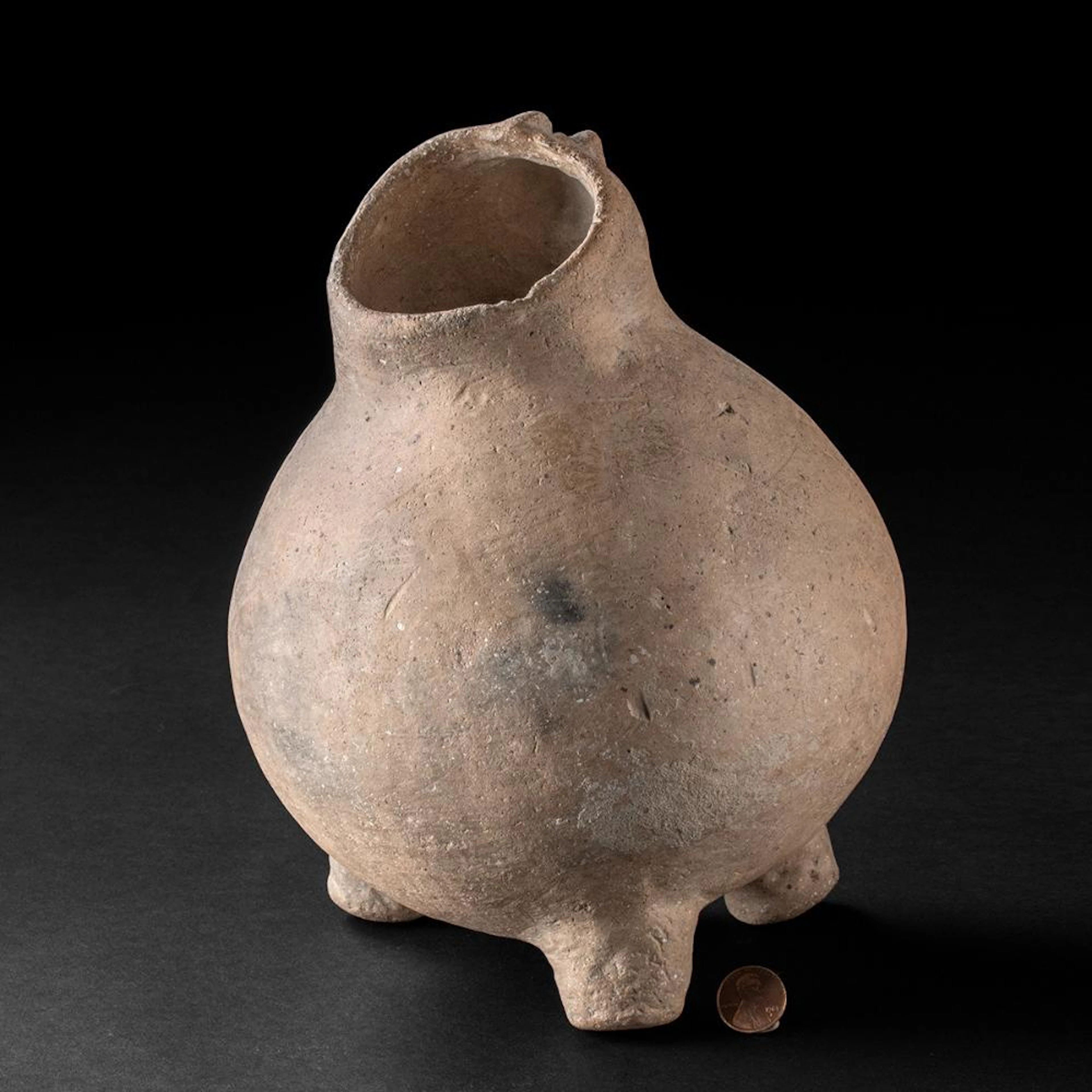 Published Mississippian Hooded Owl Effigy, Tripod Legs