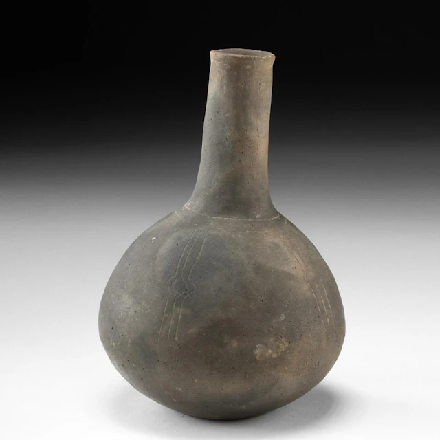 Mississippian Caddo Engraved Blackware Bottle