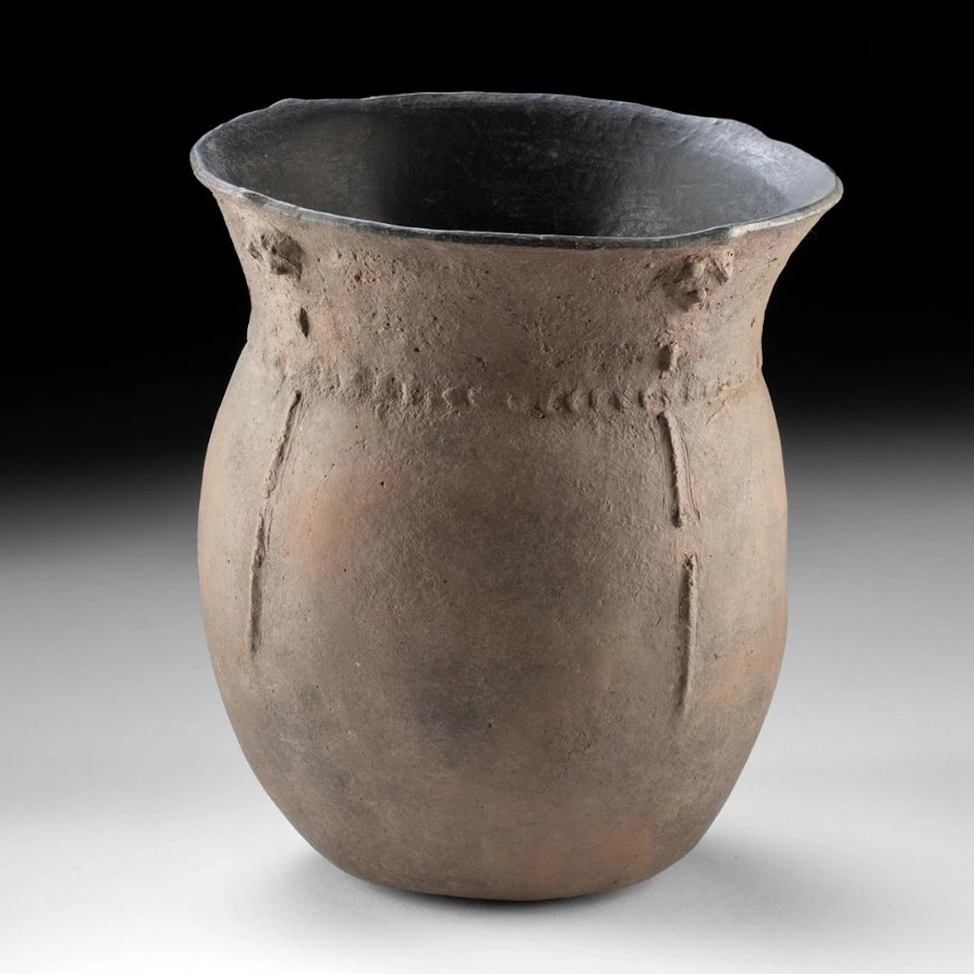 Caddo Pottery Jar - Everted Rim & Appliqued Neck Band