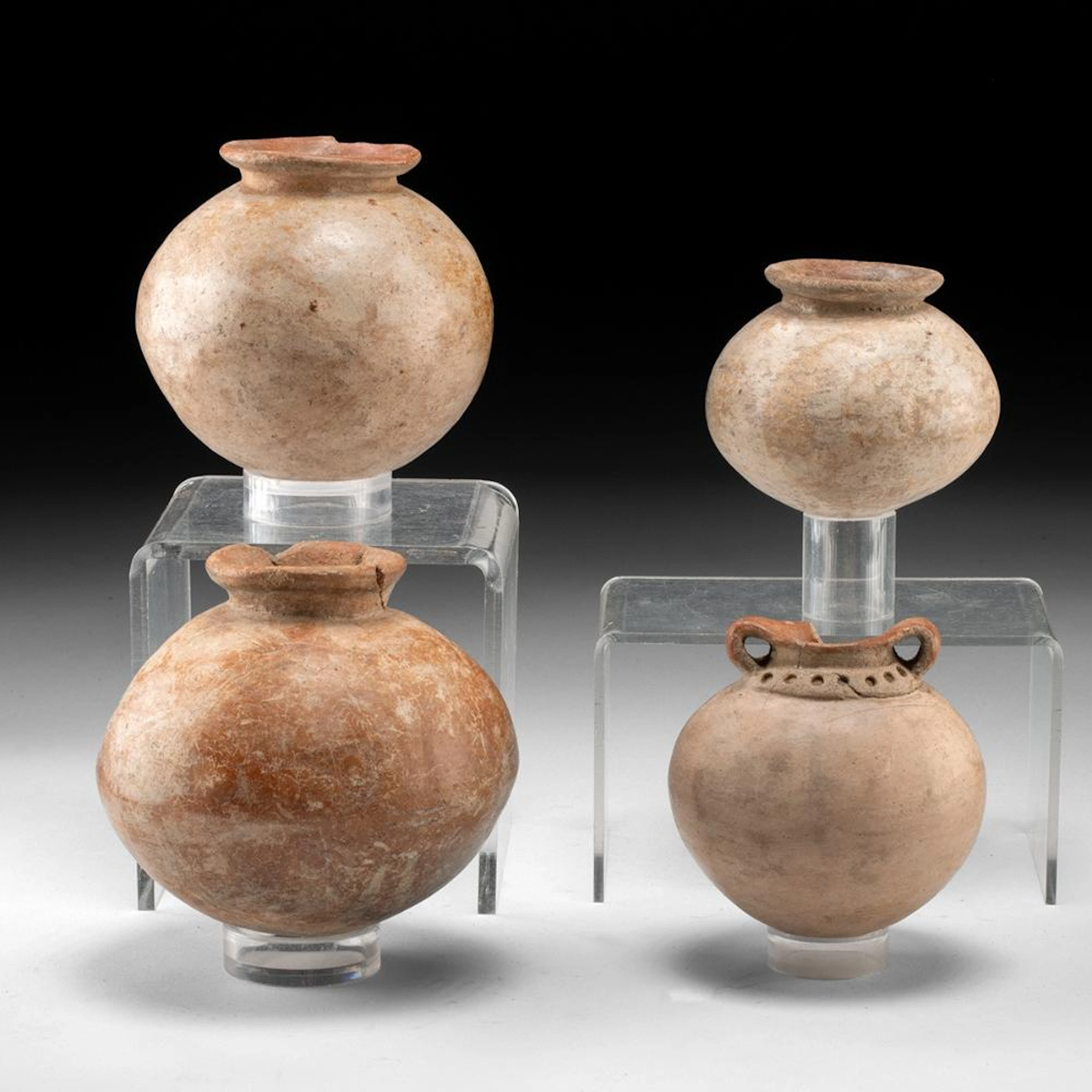 4 Narino Miniature Buff-Ware Jars, Punctate Bridge Form