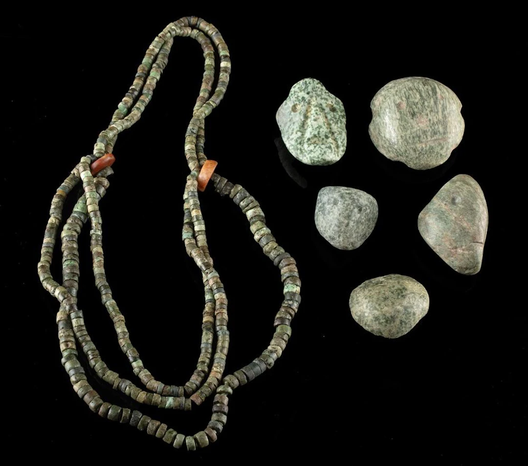 Mezcala Greenstone Bead Necklace + Five Face Pendants