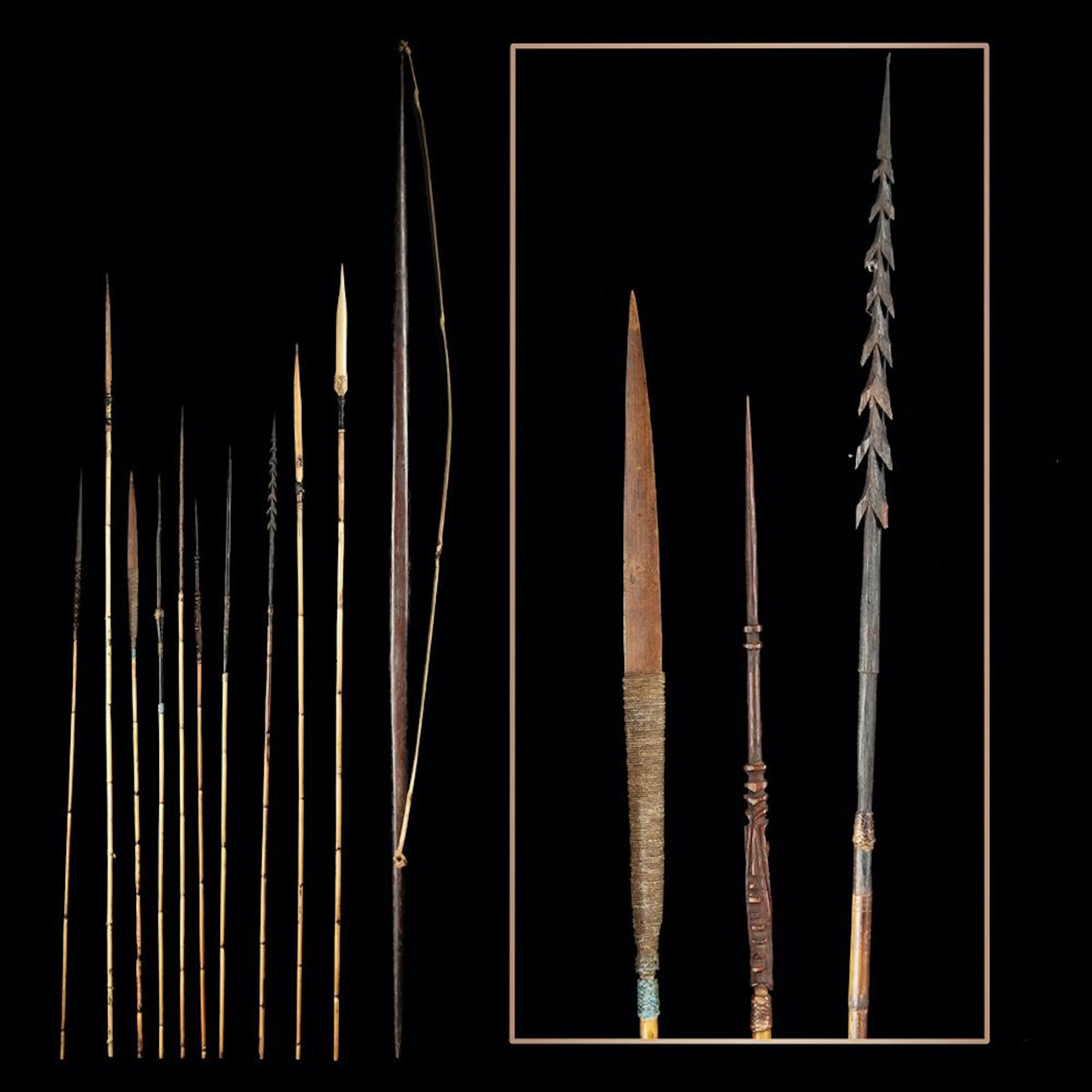 Papua New Guinea Palmwood Bow & Assorted Arrows