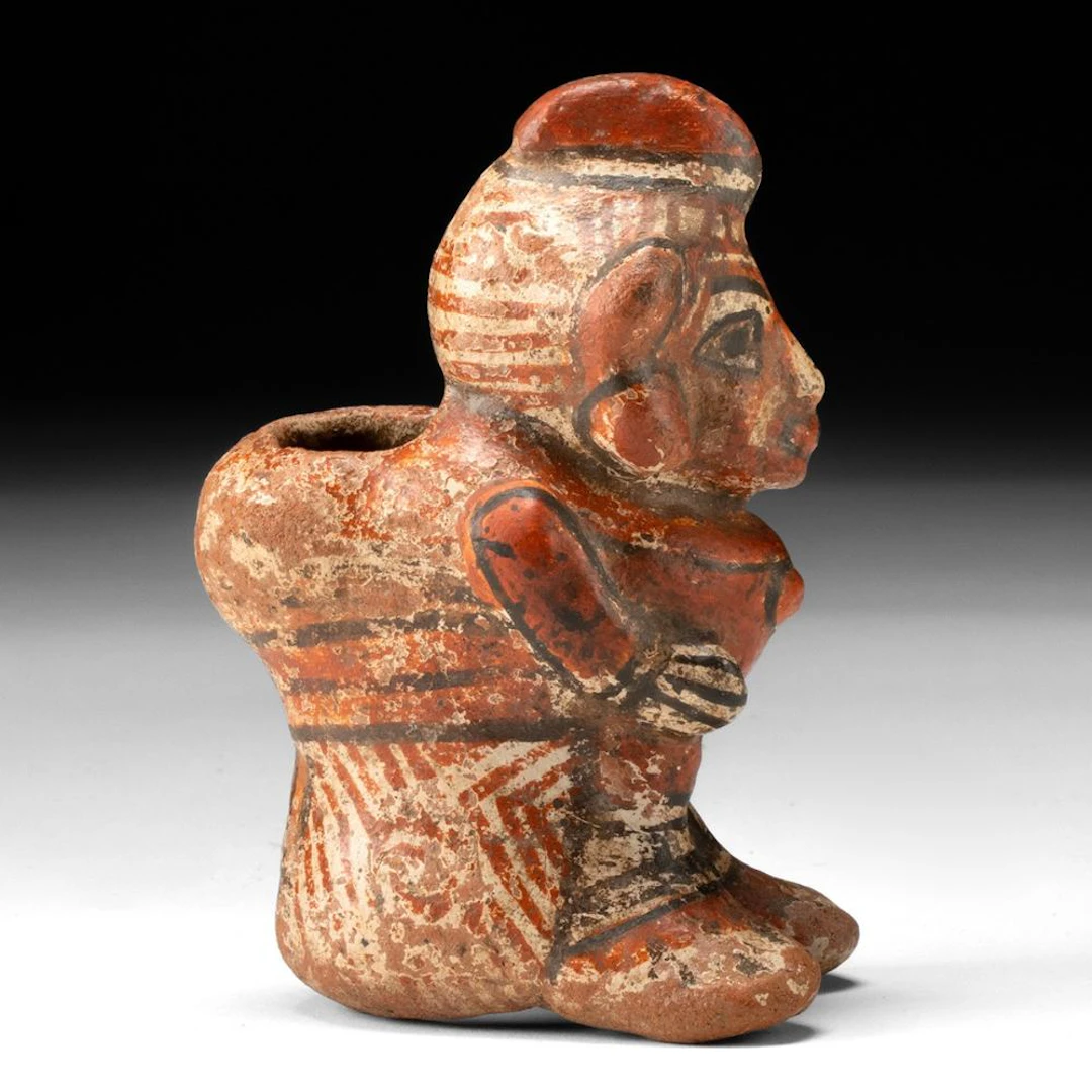 Nicoya Polychrome Hunchback Figure with Open Hump