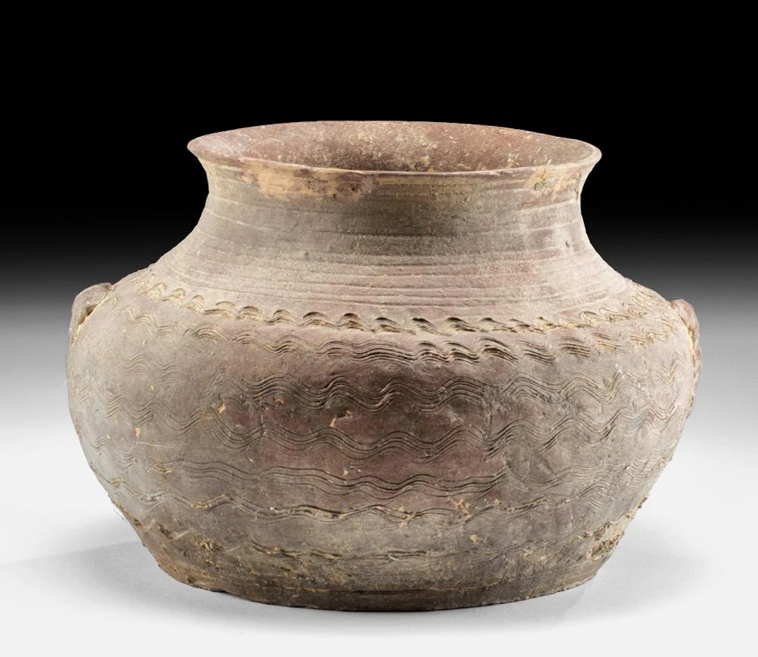 Warring States to Western Han Pottery Jar | Incised Bands