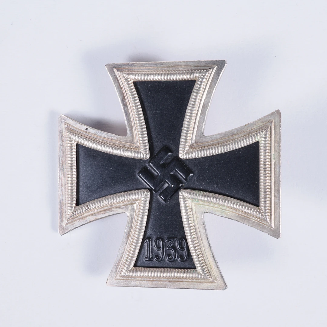Los 2312: Eisernes Kreuz 1. Klasse 1939, Nachkrieg Souval