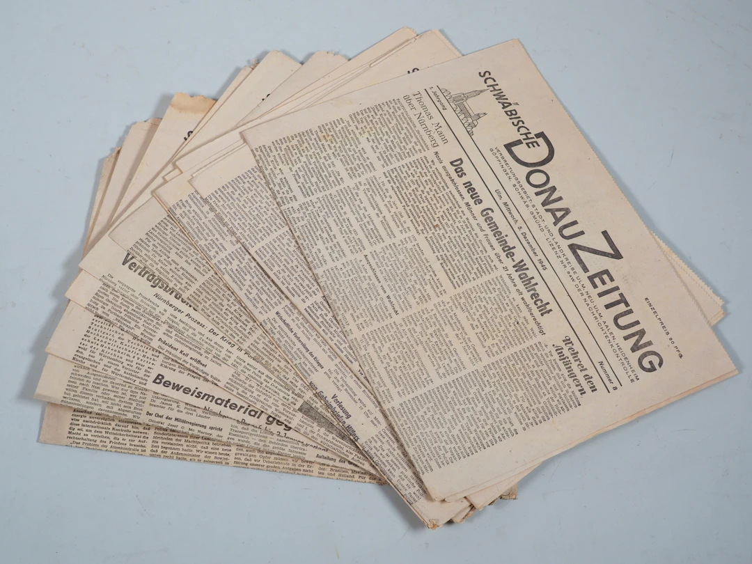 Los 2352: 10 original Ausgaben Schwäbische Donauzeitung 1945-1946 Ulm Neu-Ulm