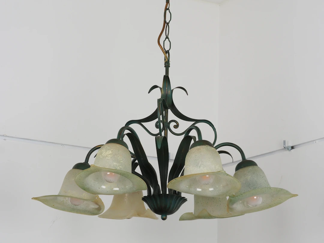 Los 911: Florale Deckenlampe