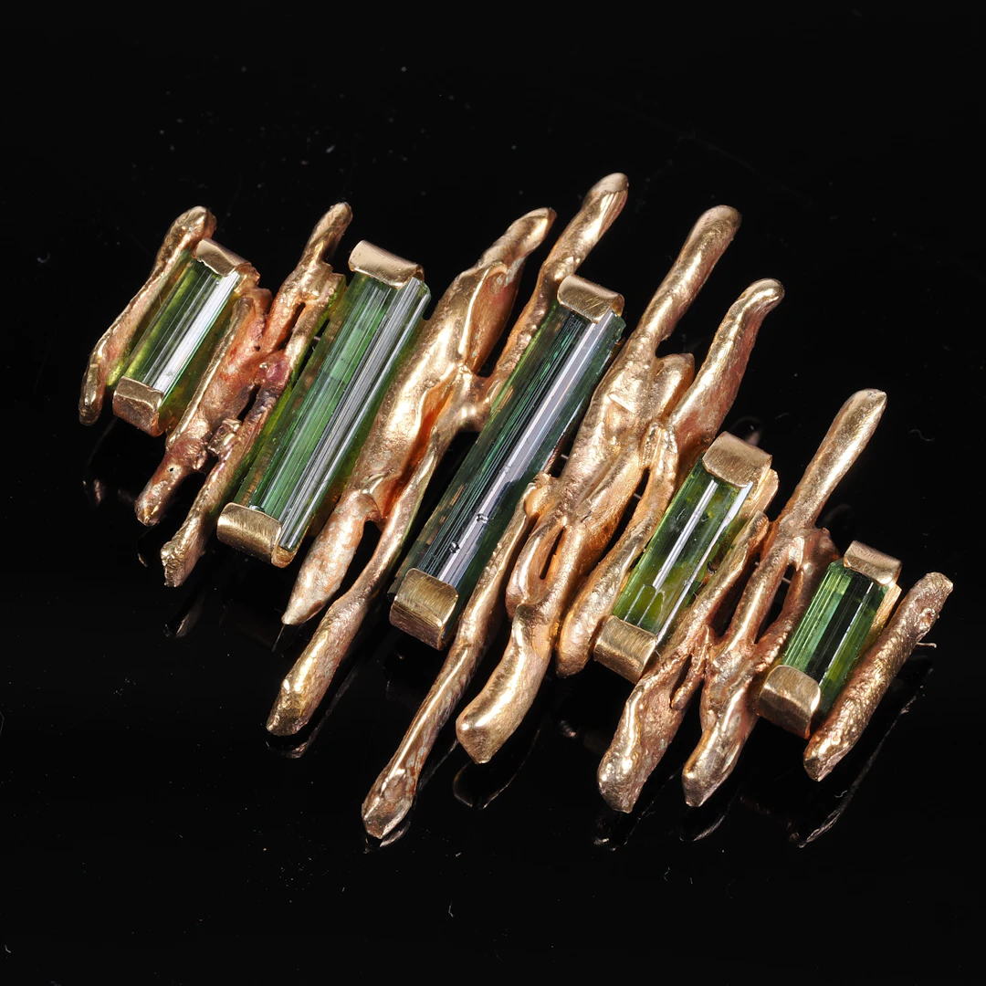 Los 715: Brutalistische Modernistische Brosche aus 585 Gold mit 5