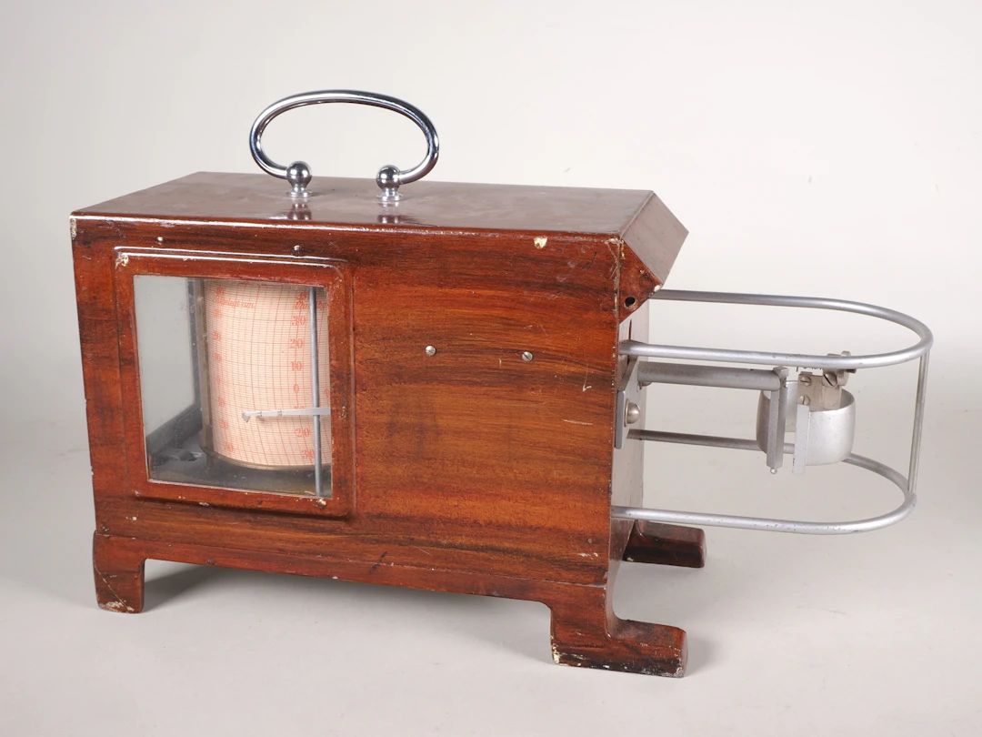 Los 1499: Barograph um 1930