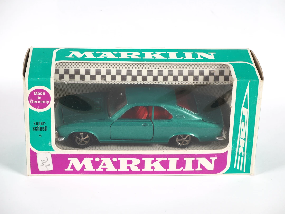 Los 1981: Märklin RAK Nr. 1835 Opel Manta, in OVP