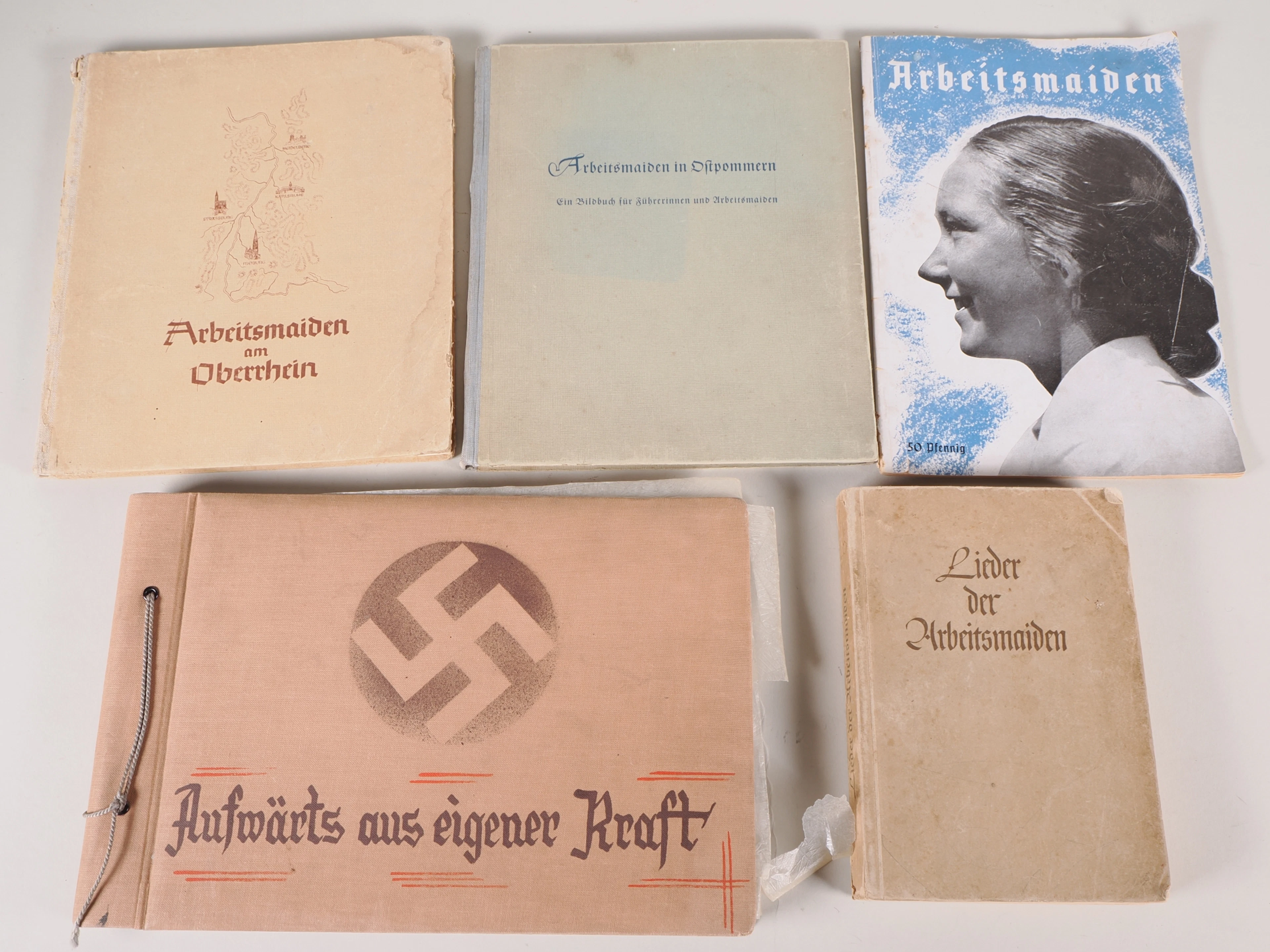 Los 2155: Konvolut Arbeitsmaiden 3.Reich mit Fotoalbum
