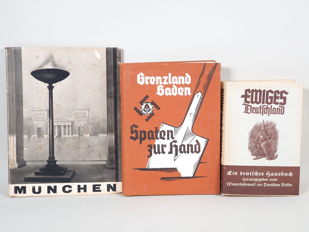 Los 2374: Drittes Reich: 3 Bücher, München, Grenzland Baden, Ewiges Deutschland