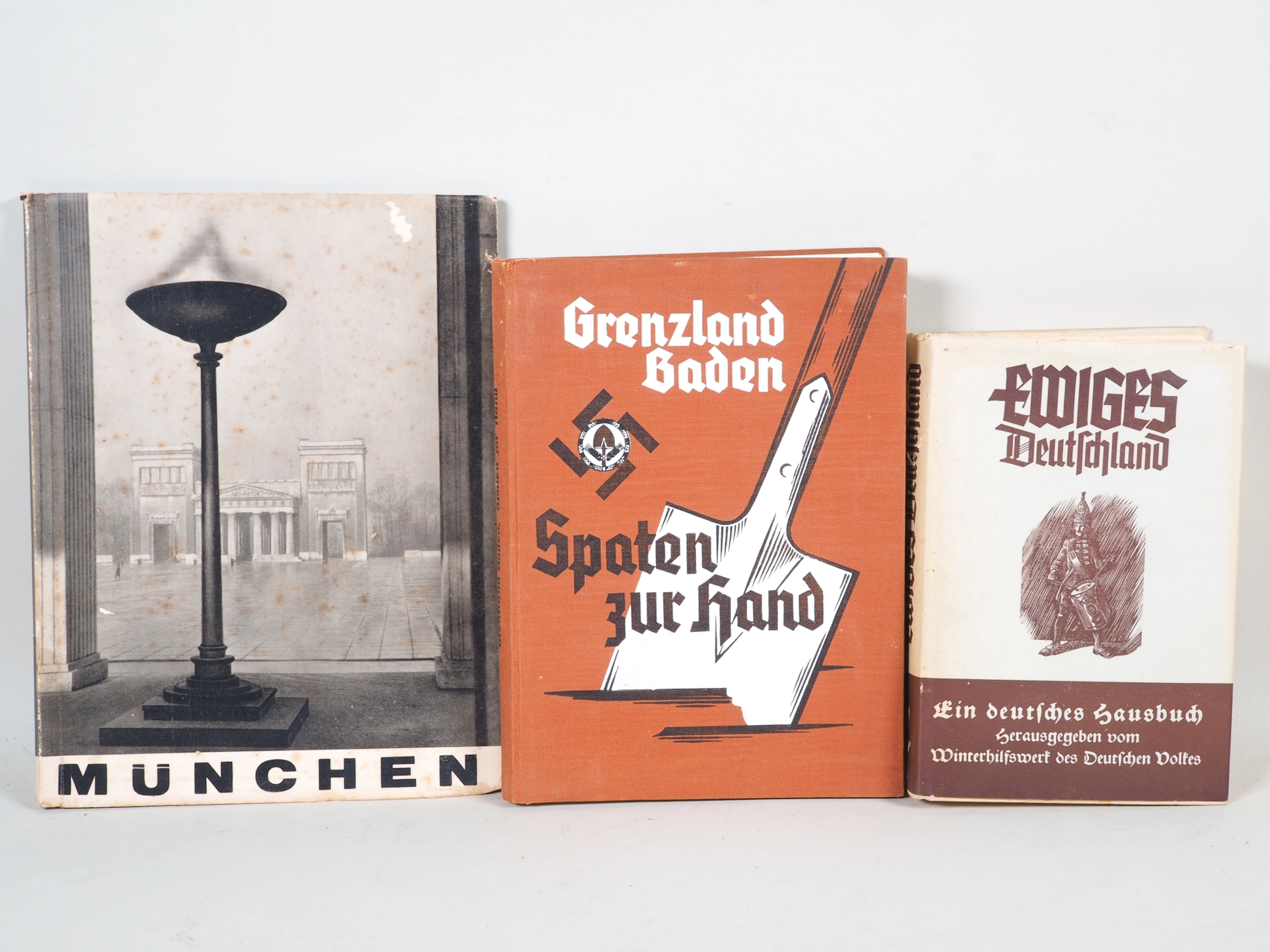 Los 2374: Drittes Reich: 3 Bücher, München, Grenzland Baden, Ewiges Deutschland
