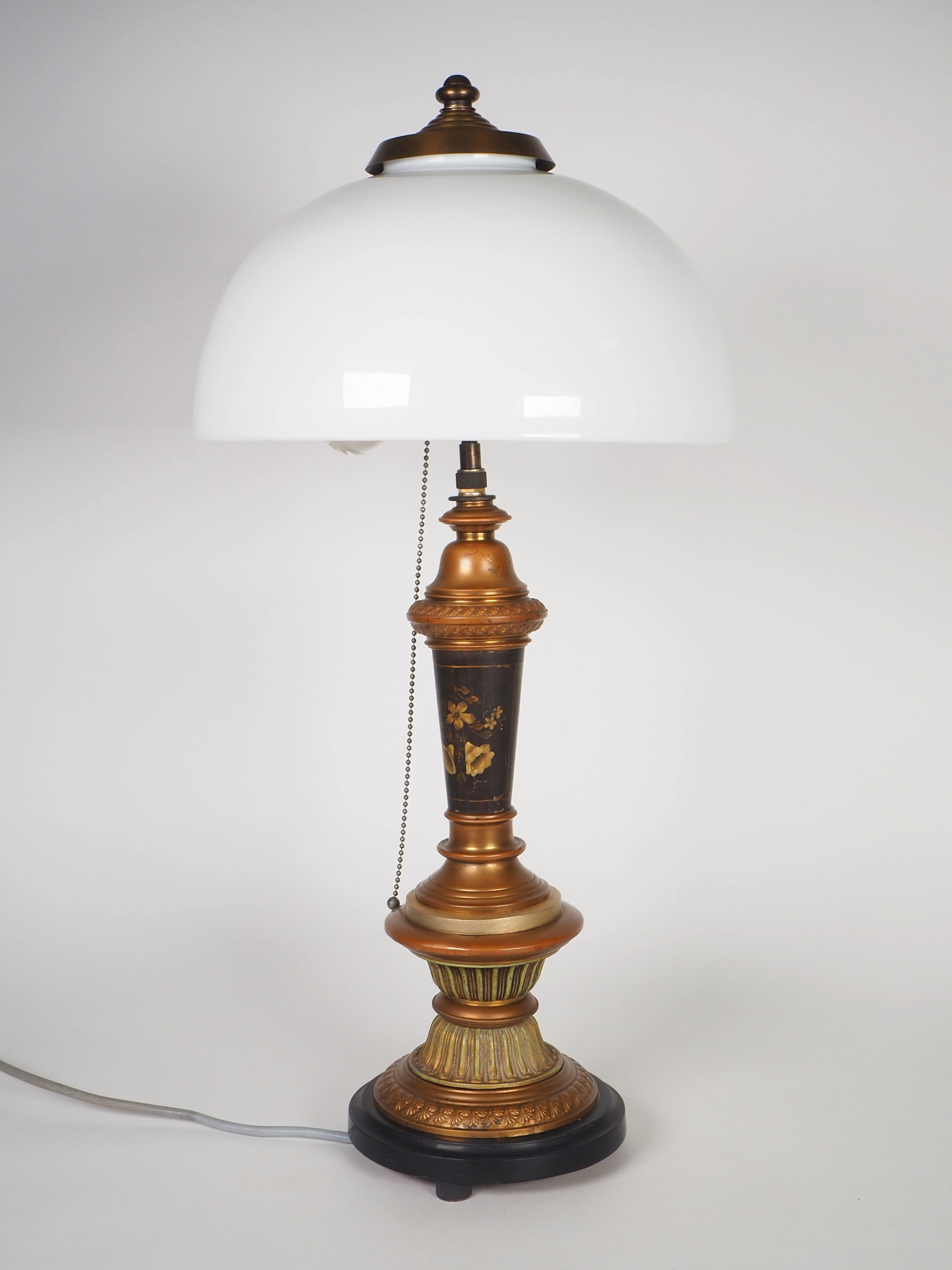 Los 930: Große Tischlampe, 30er Jahre