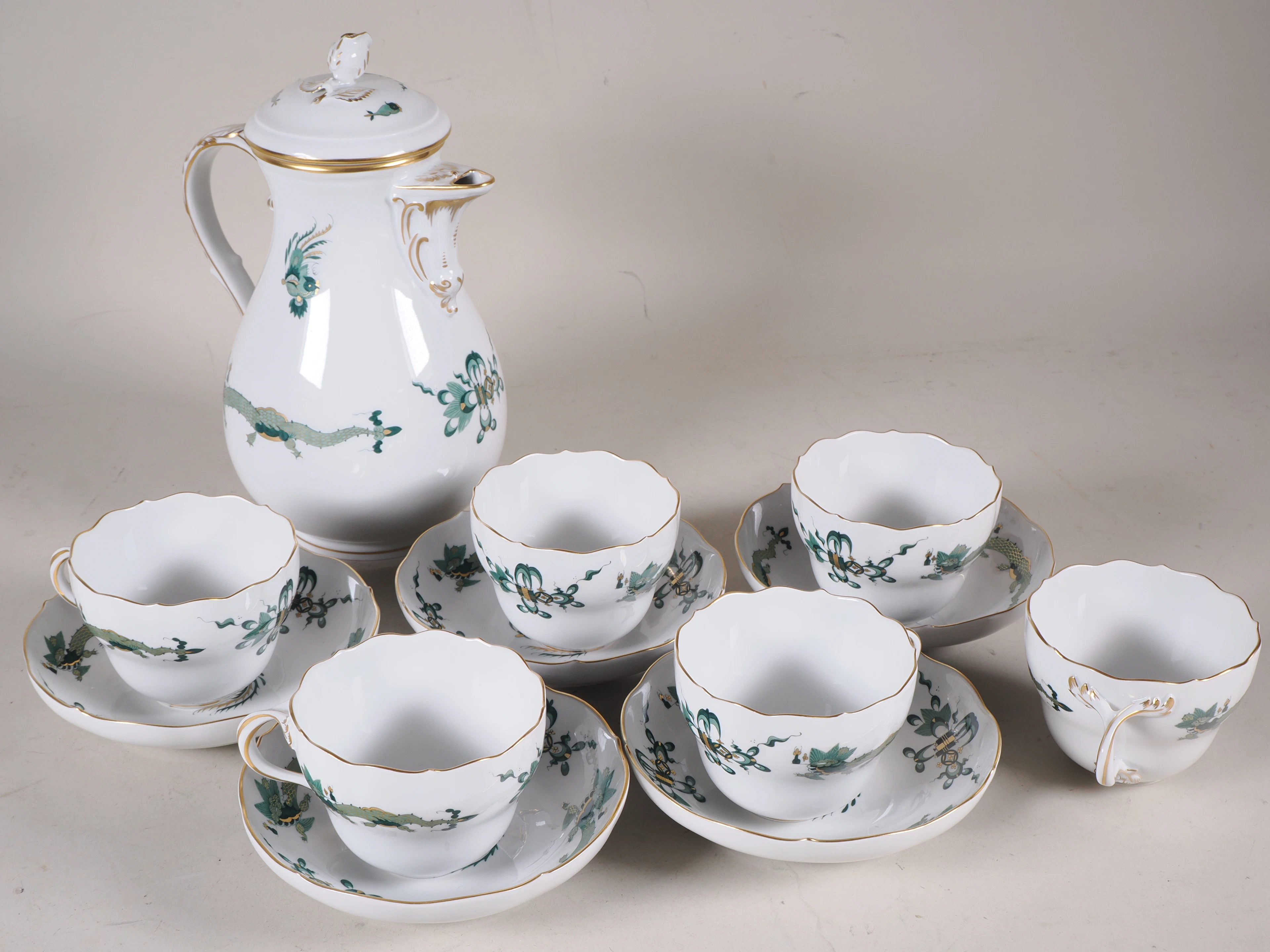 Los 479: Meissen Kaffeeservice für 6 Personen, Reicher Hofdrache grün, 12 Teile