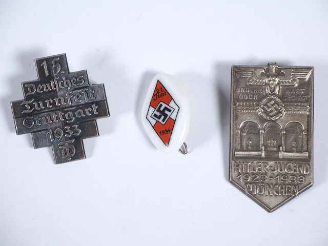 Los 2264: Hitlerjugend Konvolut Abzeichen 3.Reich