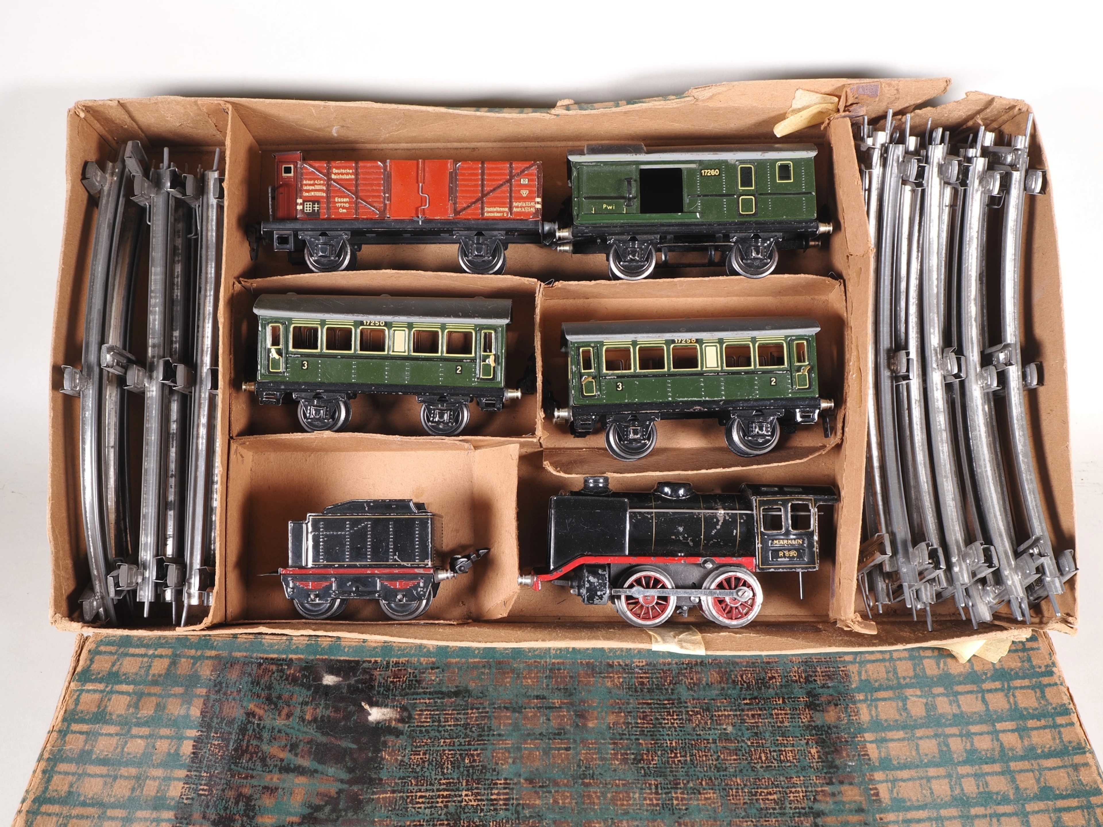 Los 1816: Märklin Zugpackung R 890/25/3, in OVP, 1930er