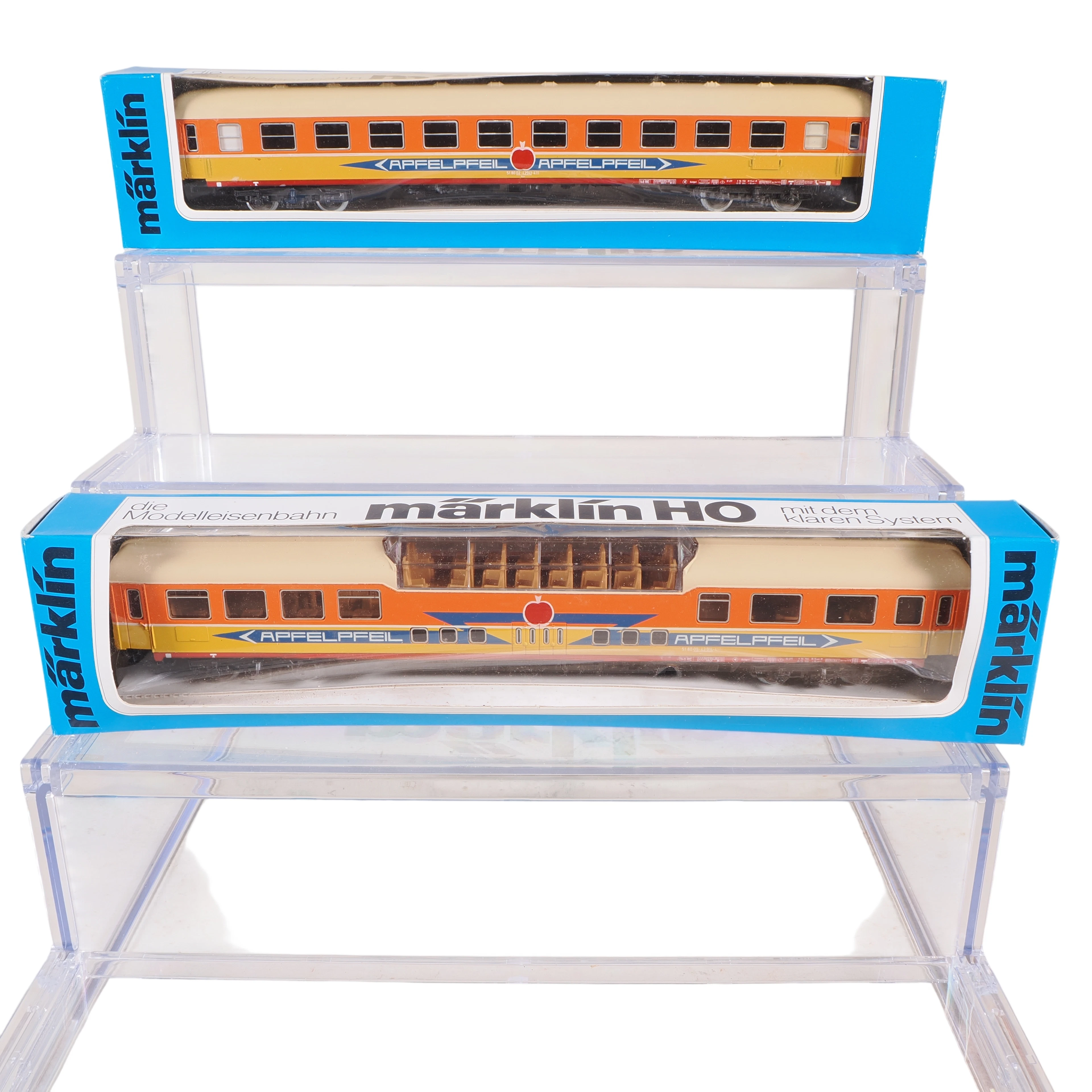 Los 1835: Zwei Märklin Personenwagen H0 4099 und 4092 in Originalverpackung
