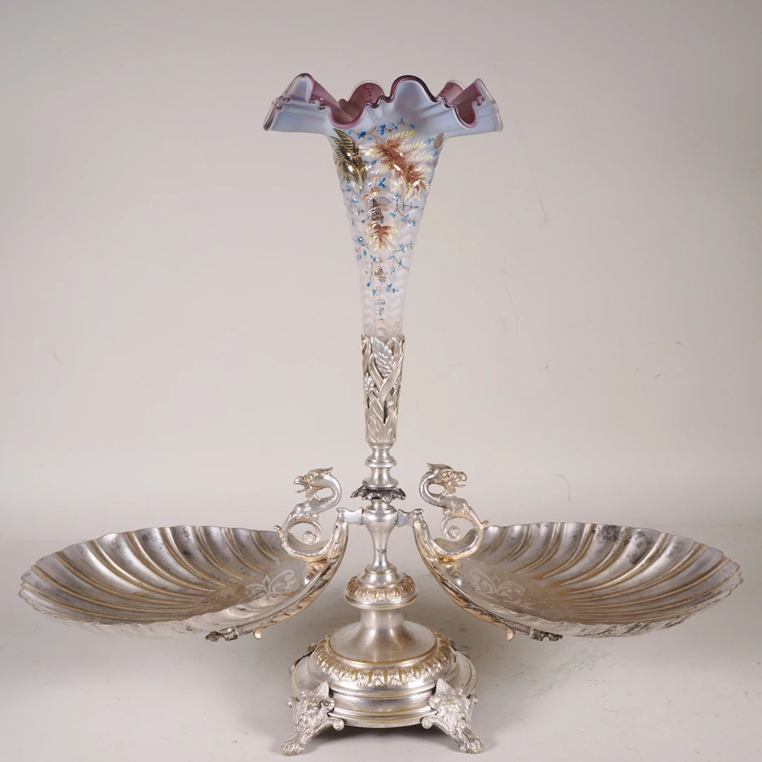 Los 1605: Anbietschale mit Vase um 1900