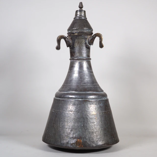 Los 1579: Großer osmanisch / arabischer Wasserkrug aus Kupfer, 19./20. Jh.