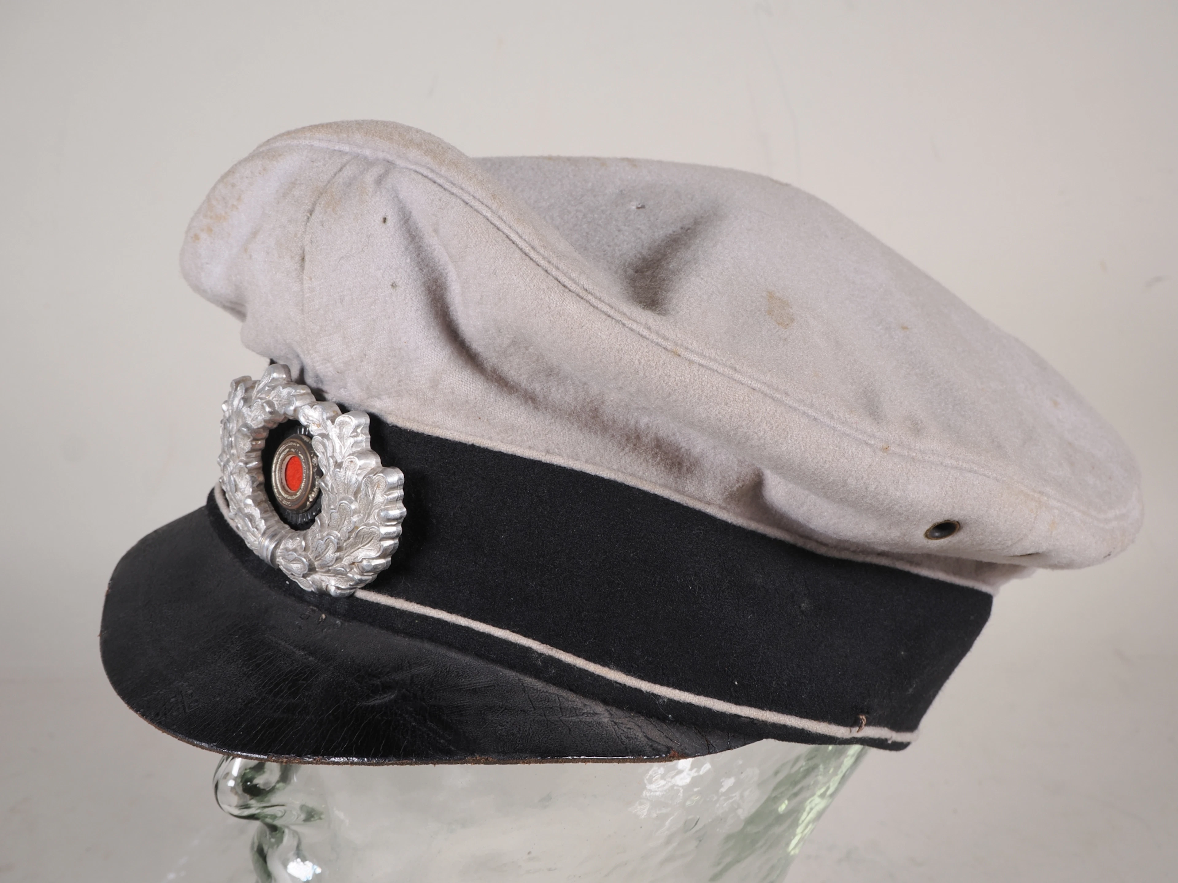 Los 2195: Weiße Schirmmütze wohl Reichswehr 1920/30er
