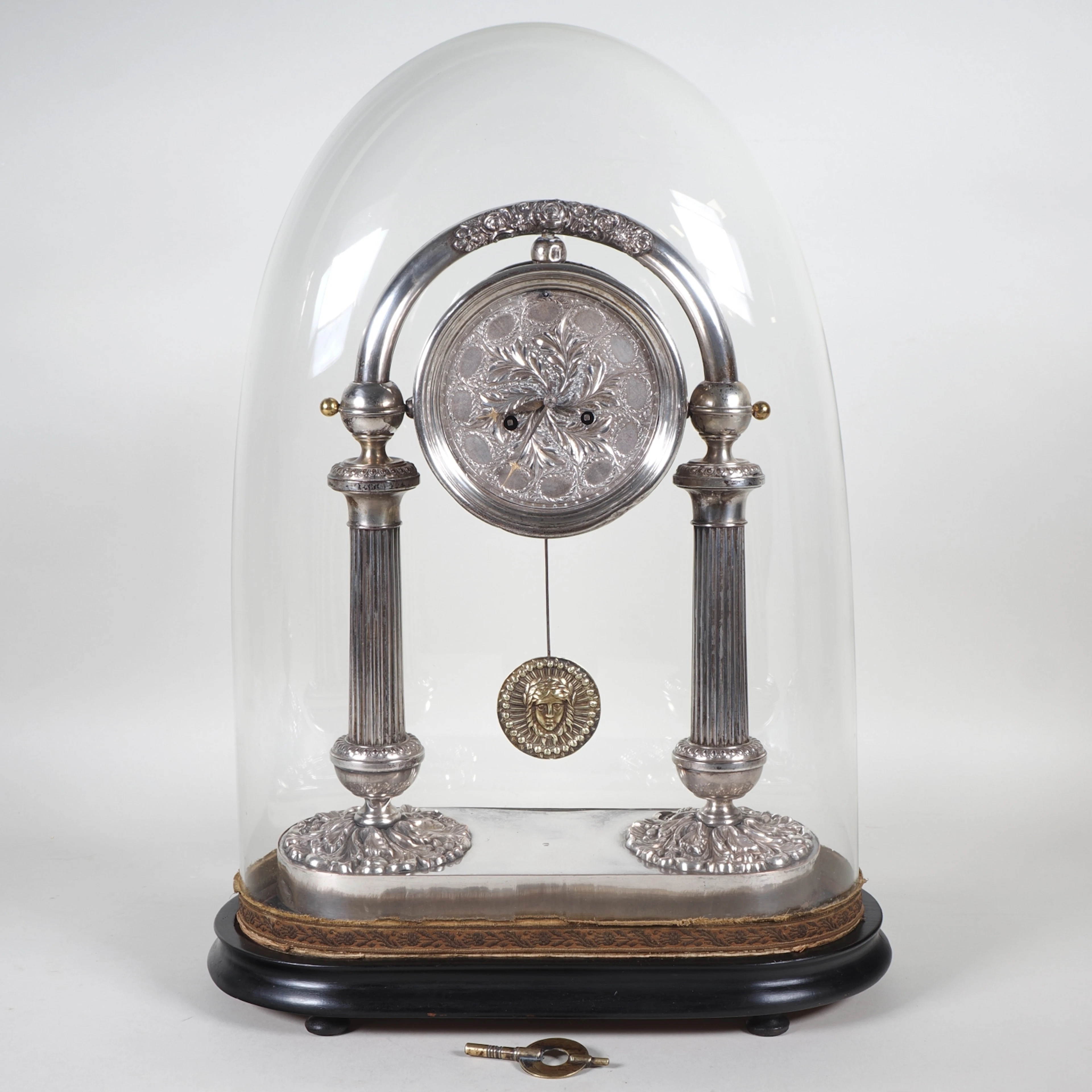 Los 562: Wiener Hochzeit Uhr um 1840