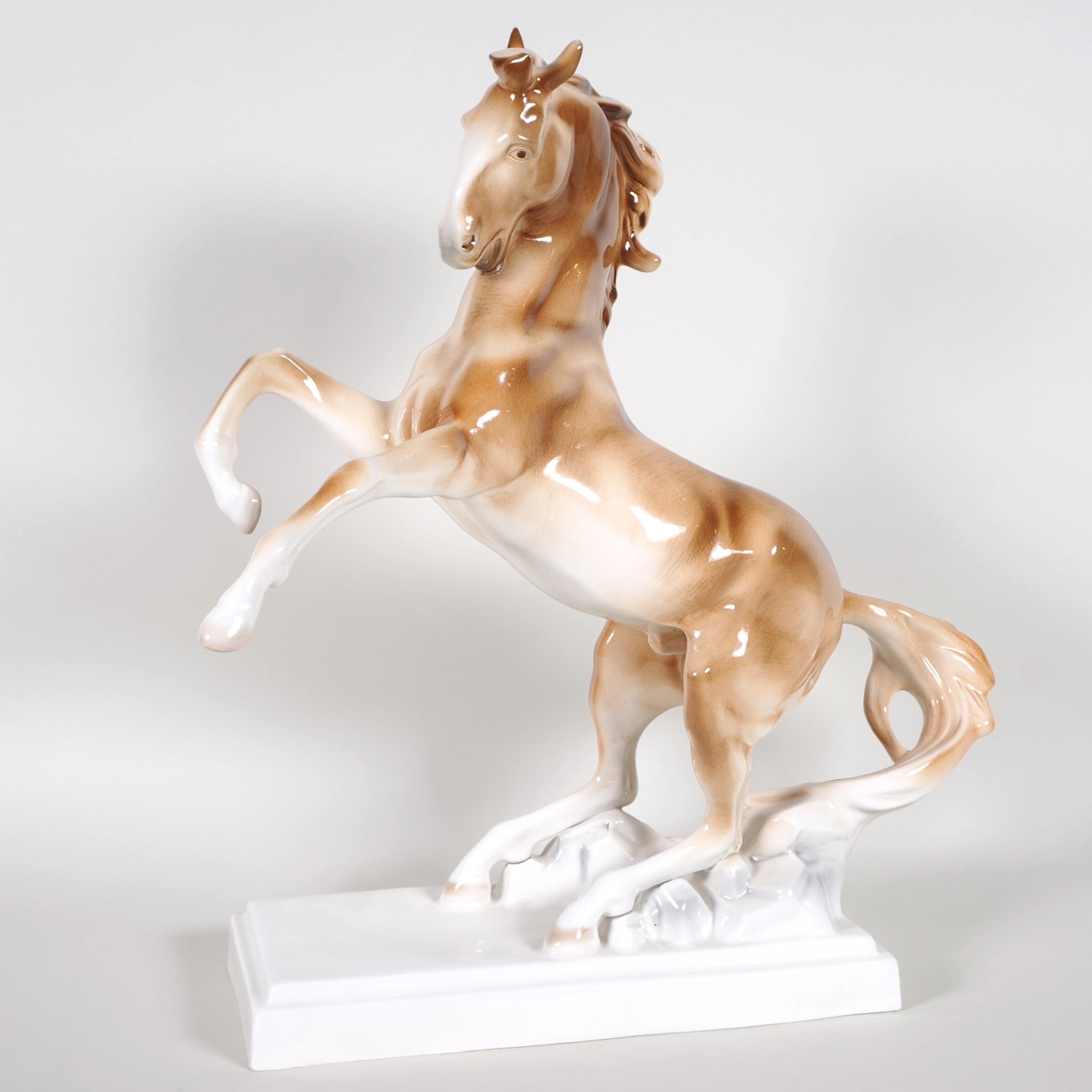 Los 486: Royal Dux Bohemia - Steigendes Pferd, große Figur 43cm