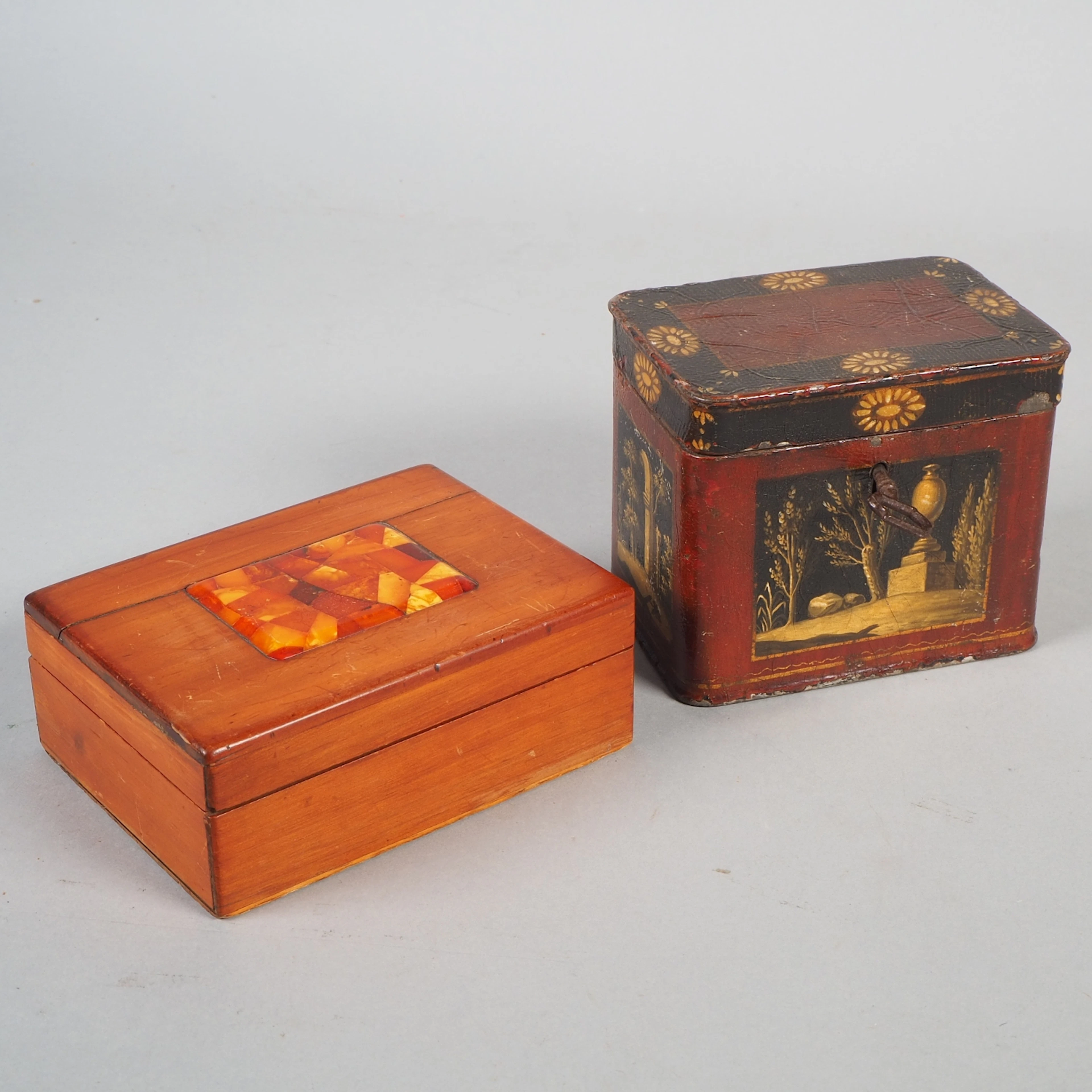 Los 1529: Zwei kleine Biedermeier Kassetten, um 1820