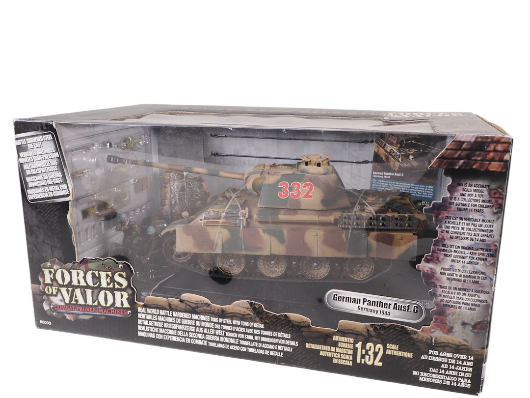 Los 2554: Unimax Forces Of Valor German Panther Ausf. G Germany 1944