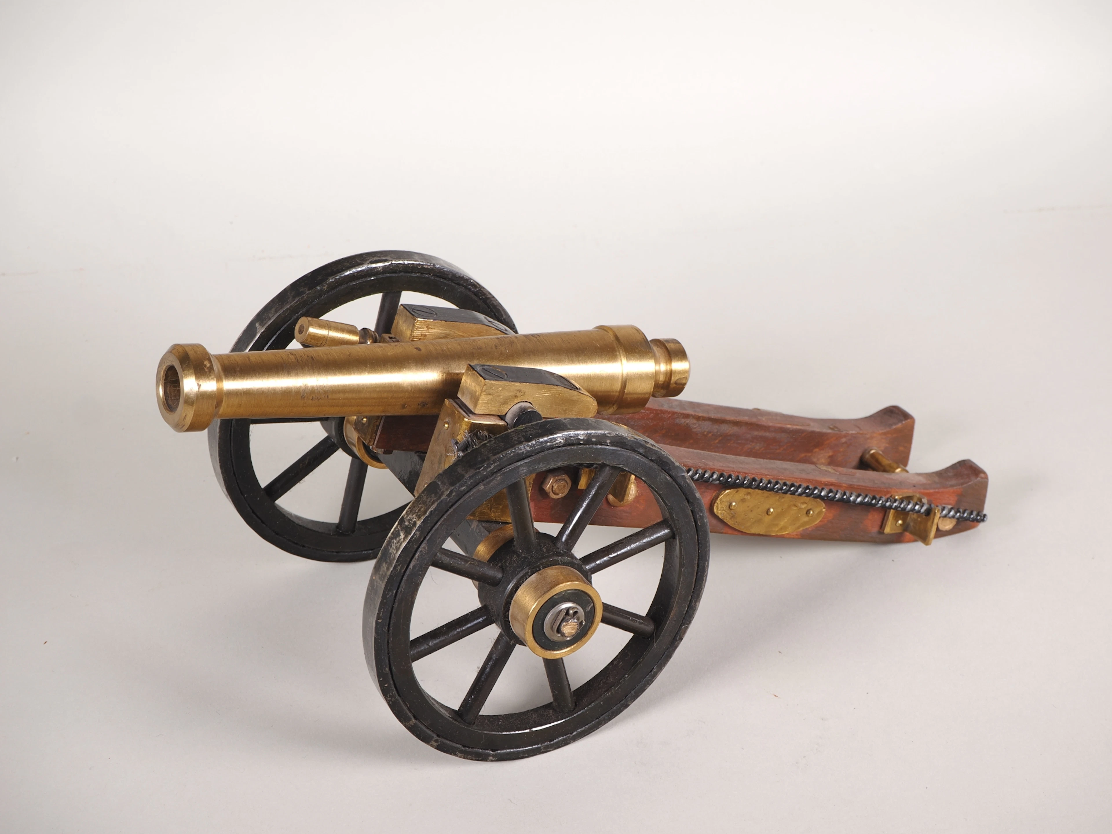 Los 2425: Modell Kanone