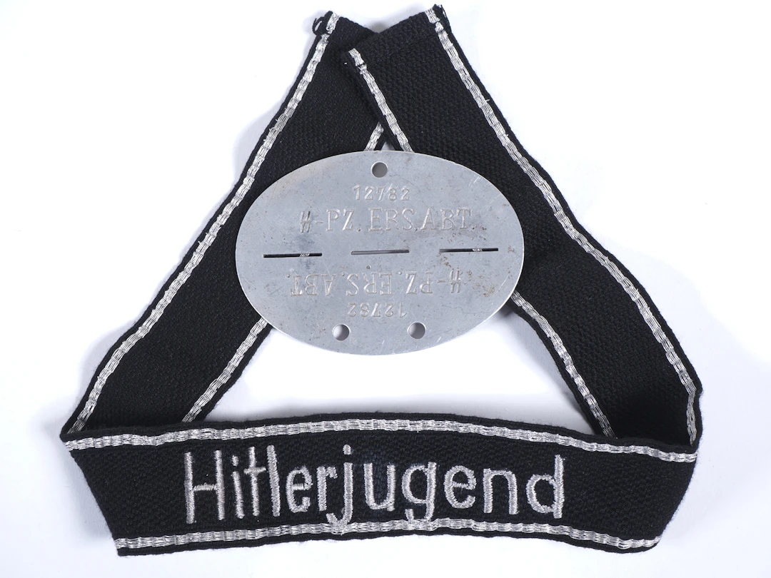 Los 2405: SS Erkennungsmarke SS Panzer und Ärmelband WK2