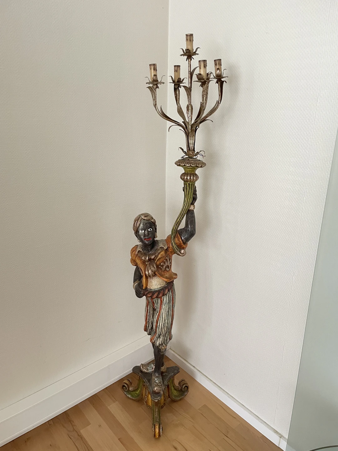 Los 916: Große Figurenlampe 50er Jahre