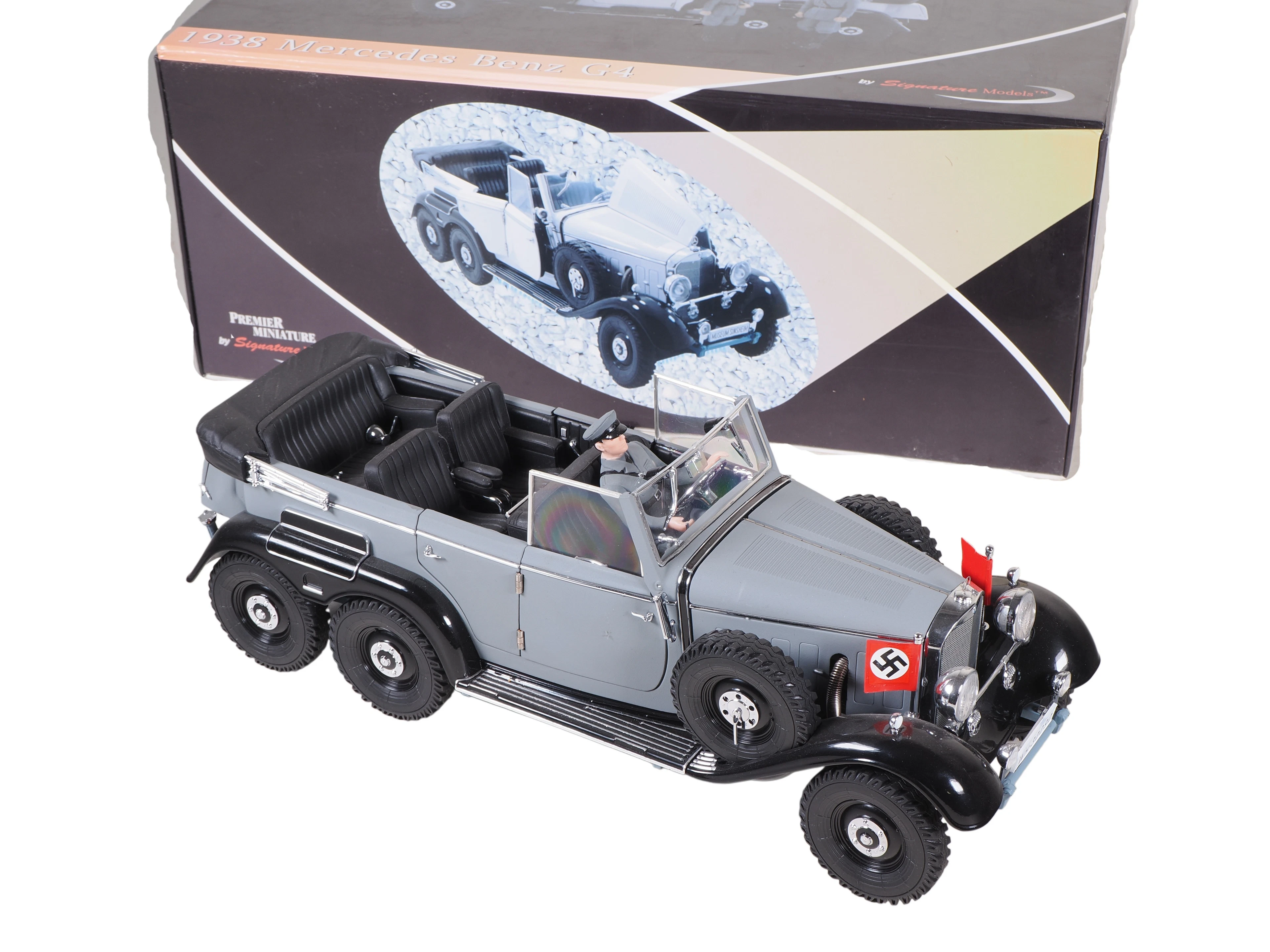 Los 2546: Signature Models Mercedes-Benz G4 von 1938 im Maßstab 1:18 in OVP
