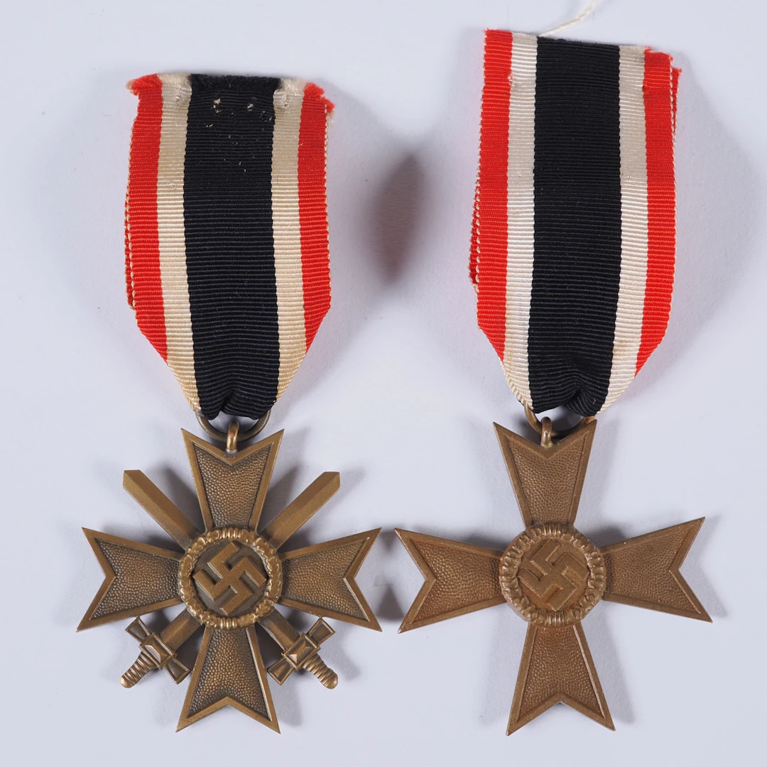 Los 2253: 2x Kriegsverdienstkreuz 2. Klasse 1939