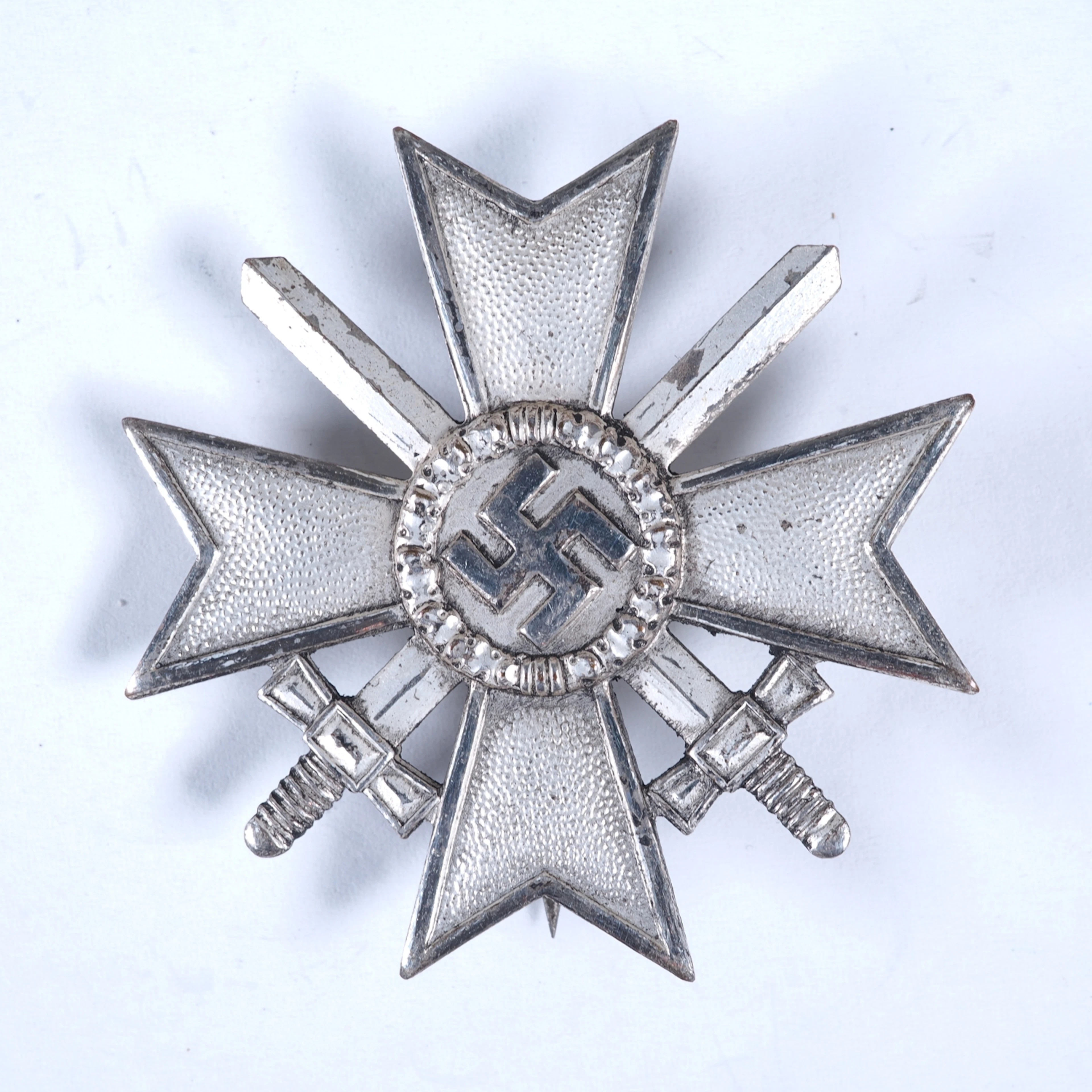 Los 2443: Kriegsverdienstkreuz 1. Klasse mit Schwertern, sehr frühes