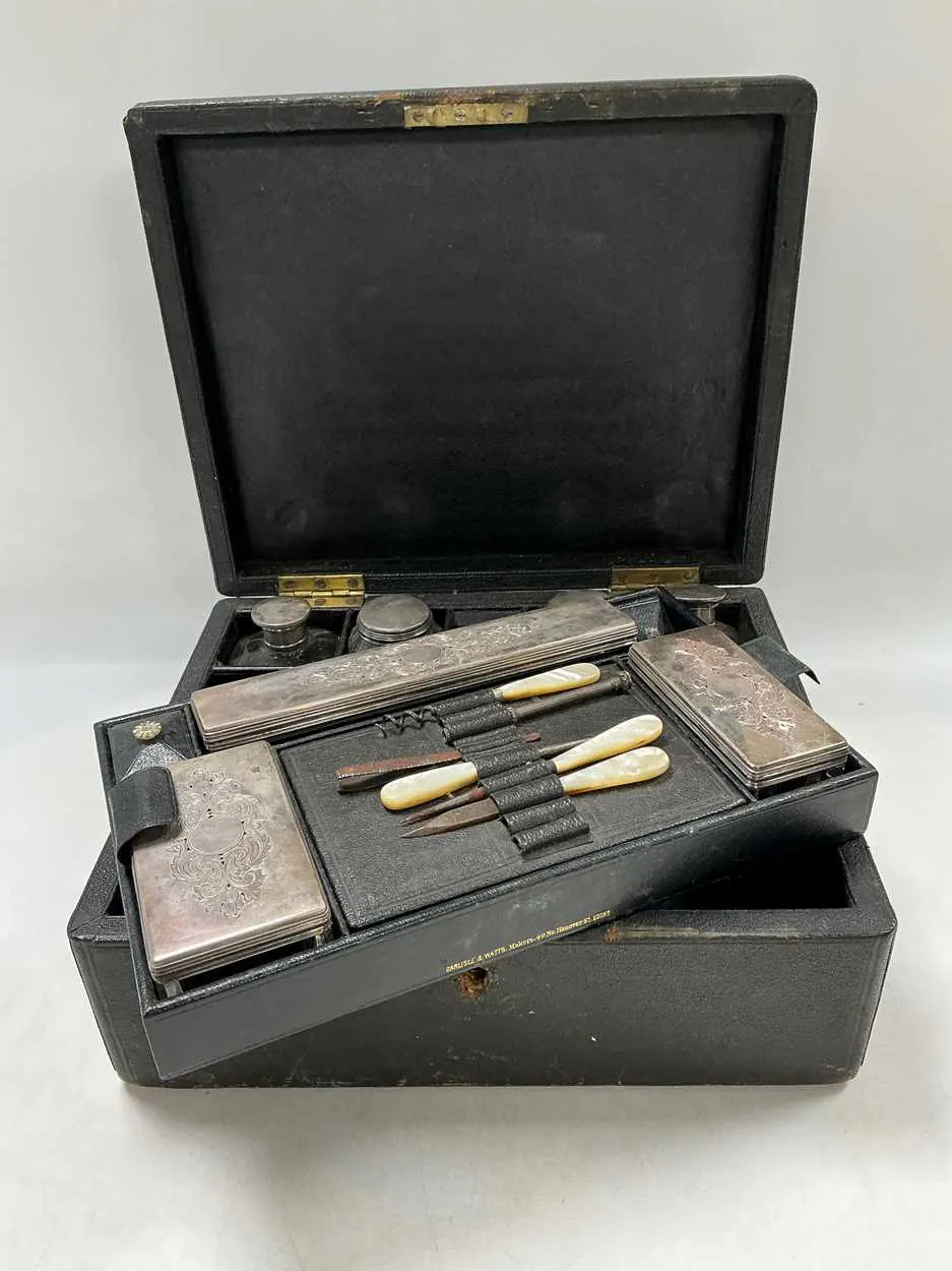 A Victorian leather vanity case