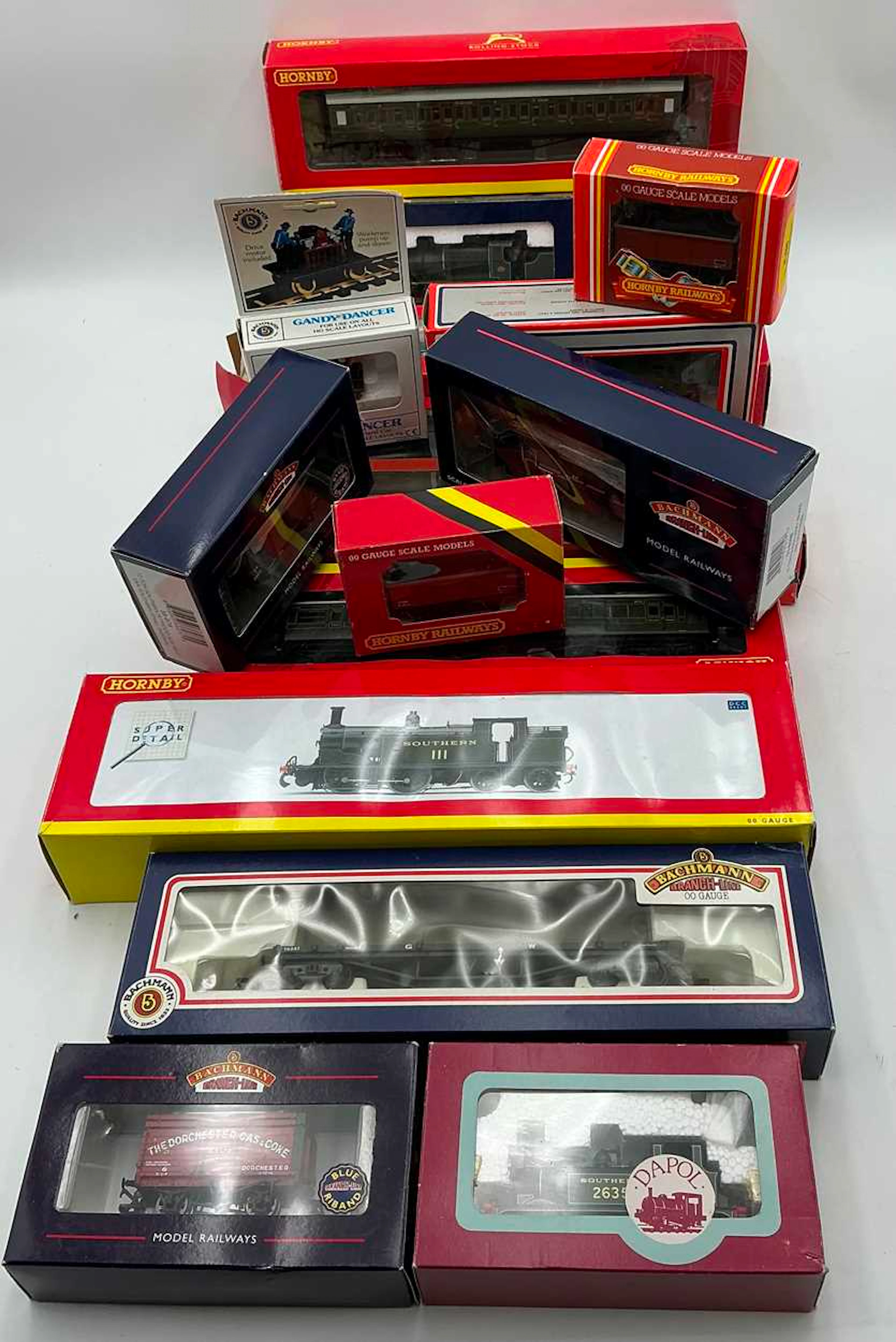 Collection of Hornby and Bachman model trains and...